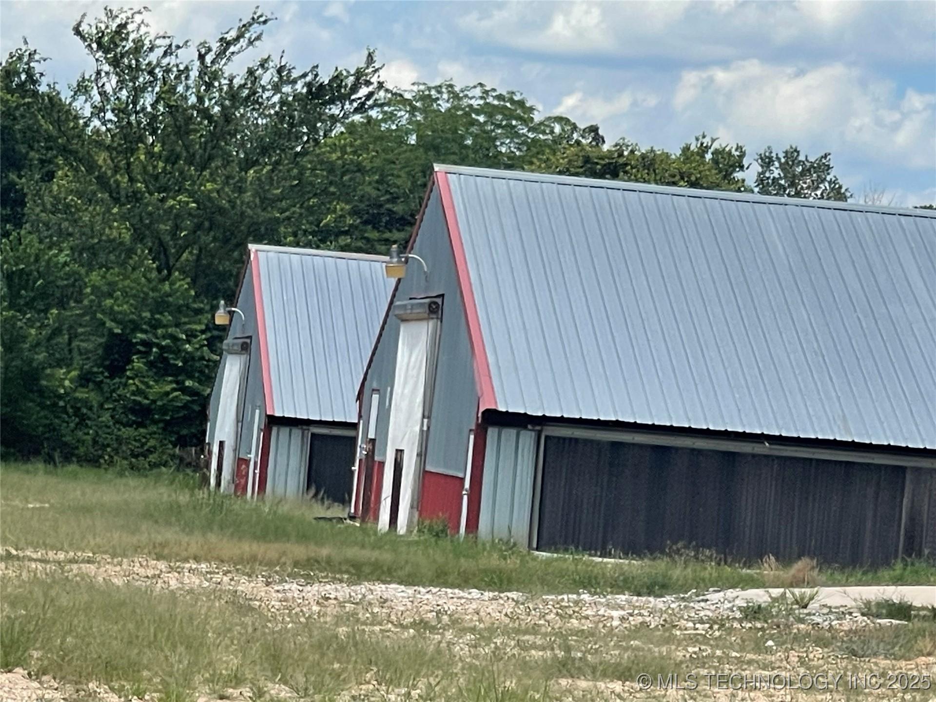 Colcord, Oklahoma, 74338, United States, 2 Bedrooms Bedrooms, ,2 BathroomsBathrooms,Residential,For Sale,1976857