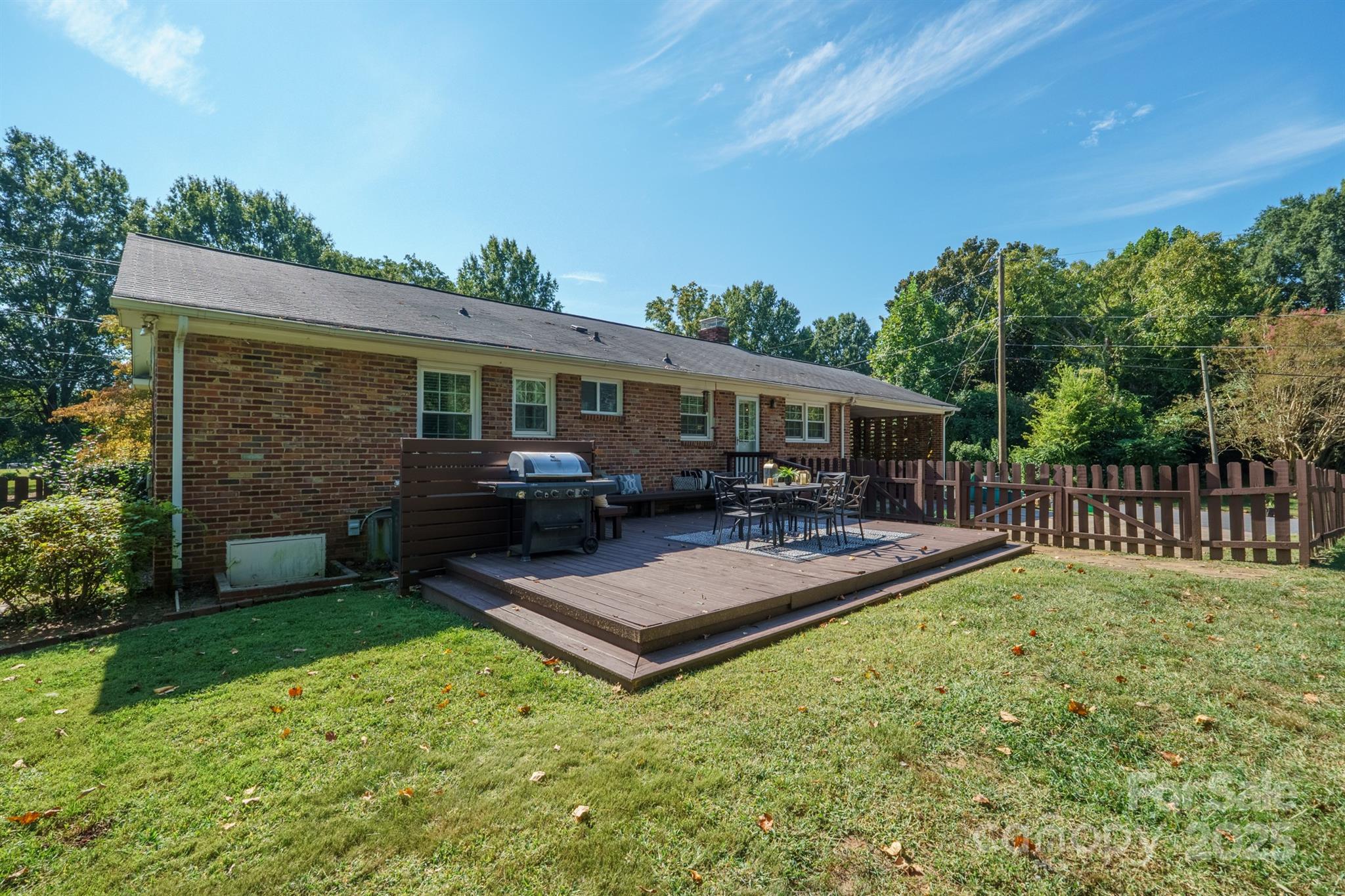 Charlotte, North Carolina, 28210, United States, 3 Bedrooms Bedrooms, ,2 BathroomsBathrooms,Residential,For Sale,1950475