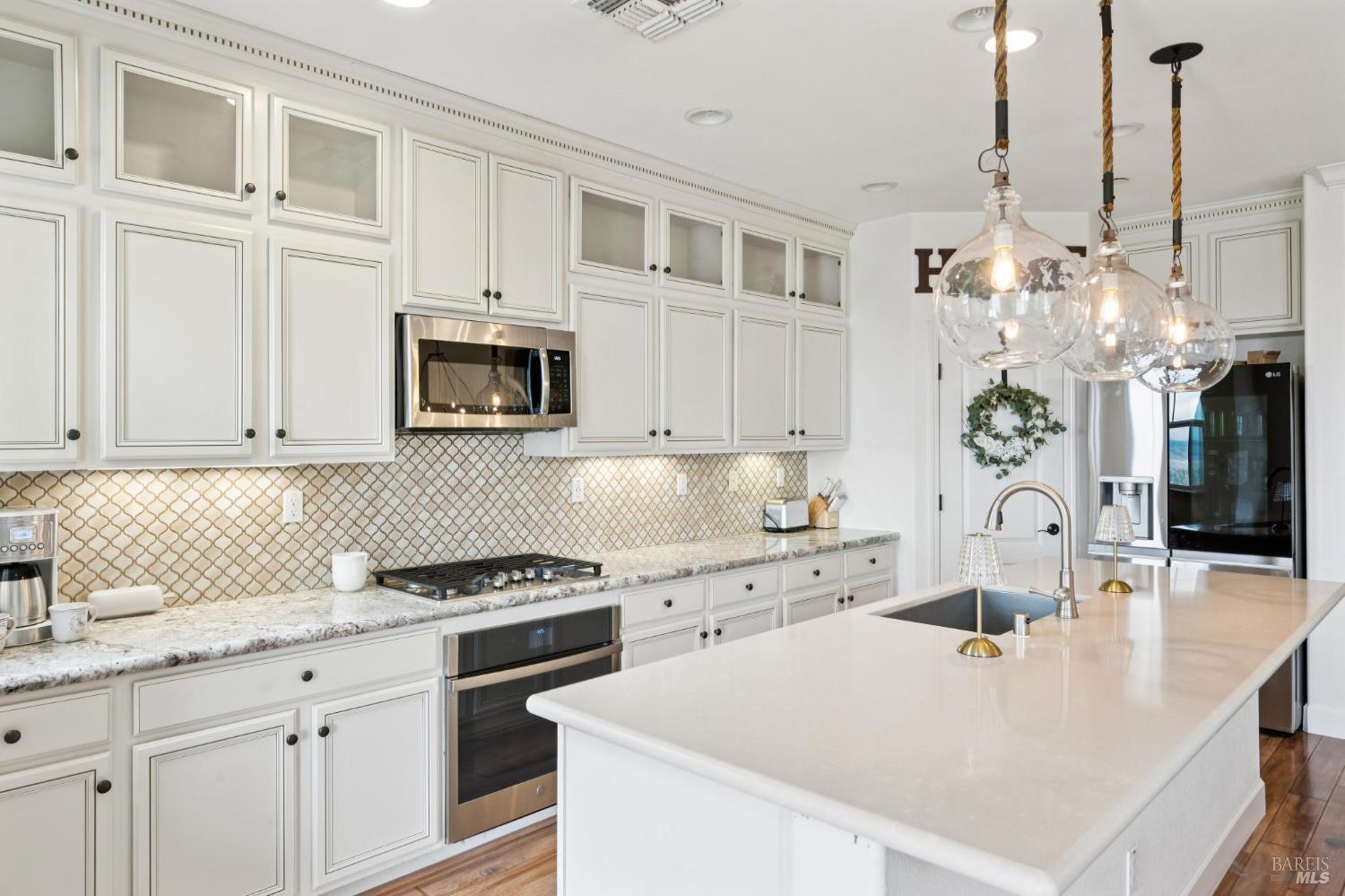 Petaluma, California, 94952, United States, 3 Bedrooms Bedrooms, ,3 BathroomsBathrooms,Residential,For Sale,1989207