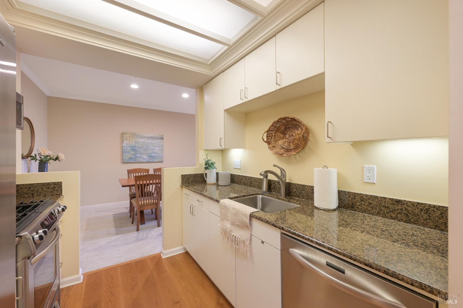 San Rafael, California, 94903, United States, 2 Bedrooms Bedrooms, ,2 BathroomsBathrooms,Residential,For Sale,1987659