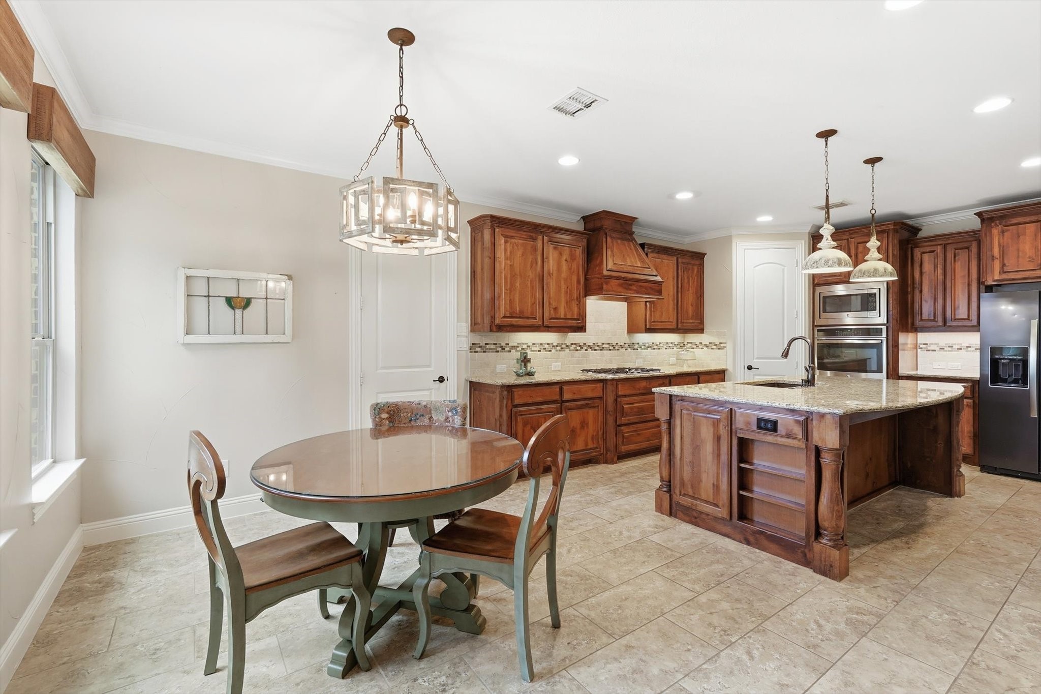 Trophy Club, Texas, 76262, United States, 4 Bedrooms Bedrooms, ,4 BathroomsBathrooms,Residential,For Sale,2002988