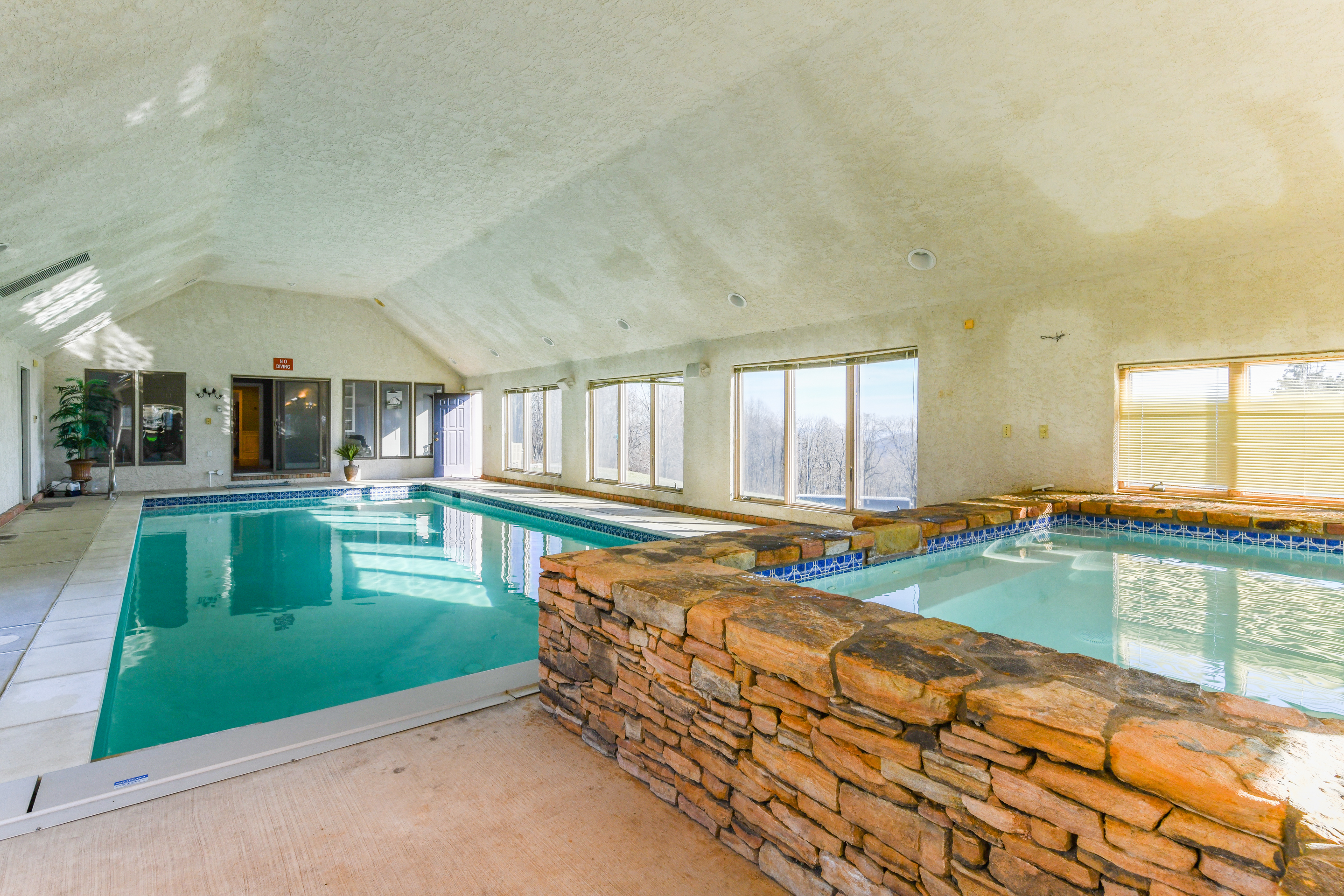 Boyertown, Pennsylvania, 19512, United States, 4 Bedrooms Bedrooms, ,4 BathroomsBathrooms,Residential,For Sale,1900756