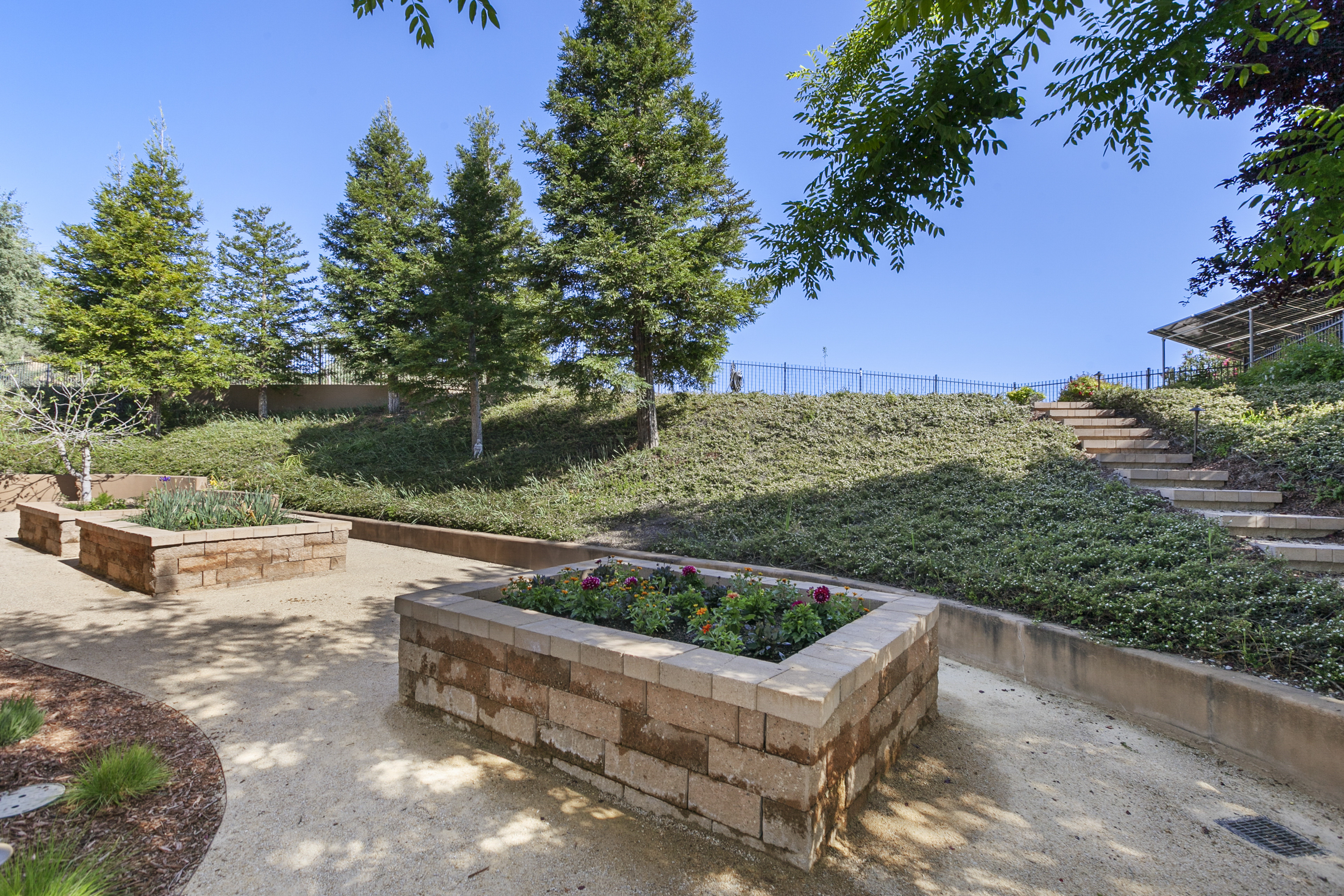  1661 Burnt Rock Way - 物件實景