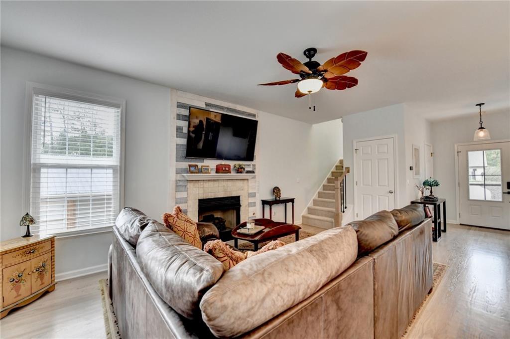 Gainesville, Georgia, 30506, United States, 2 Bedrooms Bedrooms, ,2 BathroomsBathrooms,Residential,For Sale,2040403