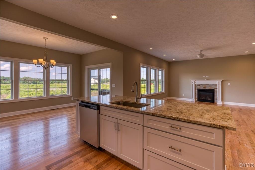 Baldwinsville, New York, 13027, United States, 4 Bedrooms Bedrooms, ,3 BathroomsBathrooms,Residential,For Sale,1686652