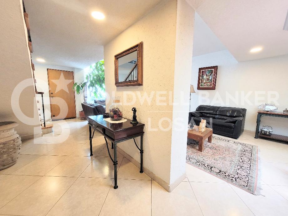 Naucalpan de Juárez, Estado de méxico, 53100, Mexico, 4 Bedrooms Bedrooms, ,4 BathroomsBathrooms,Residential,For Sale,1917894