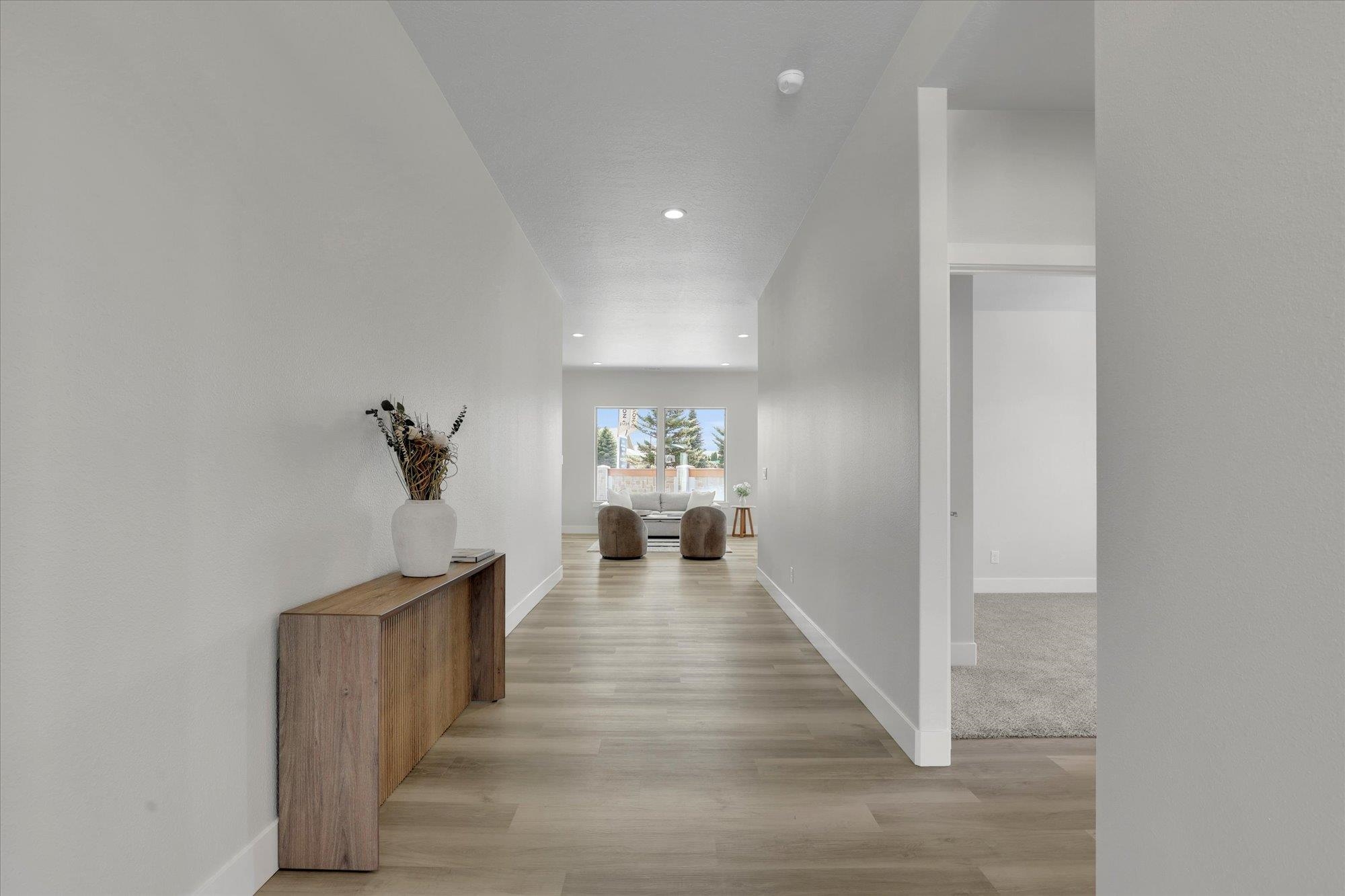 Deer Park, Washington, 99006, United States, 3 Bedrooms Bedrooms, ,2 BathroomsBathrooms,Residential,For Sale,1996180