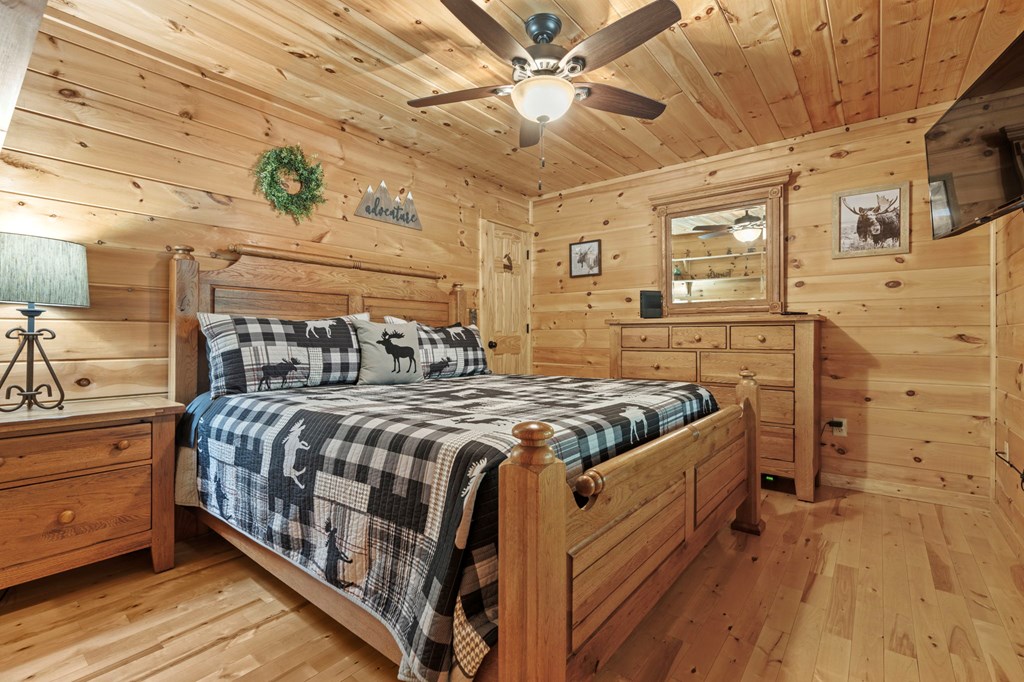 Blue Ridge, Georgia, 30513, United States, 3 Bedrooms Bedrooms, ,3 BathroomsBathrooms,Residential,For Sale,1980618