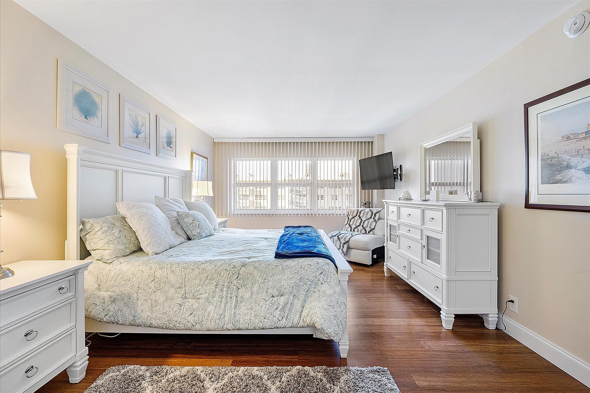 Pompano Beach, Florida, 33062, United States, 2 Bedrooms Bedrooms, ,2 BathroomsBathrooms,Residential,For Sale,1974558