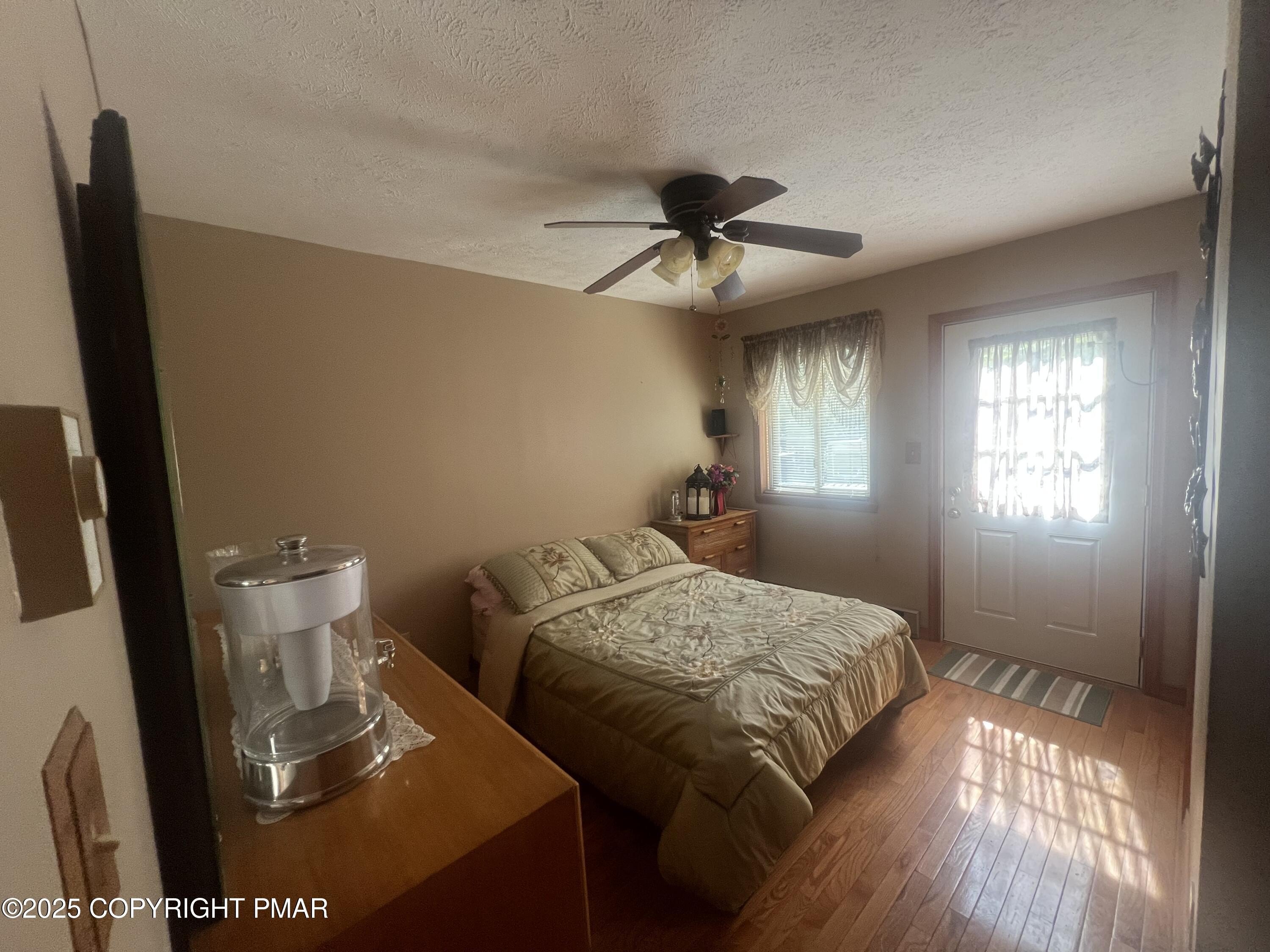 Blakeslee, Pennsylvania, 18610, United States, 4 Bedrooms Bedrooms, ,3 BathroomsBathrooms,Residential,For Sale,1982543