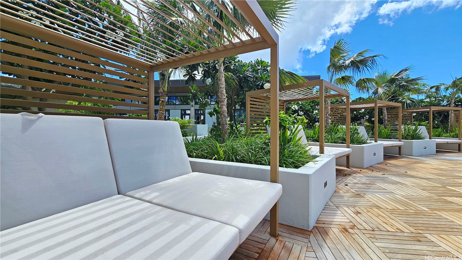 Honolulu, Hawaii, 96814, United States, ,1 BathroomBathrooms,Residential,For Sale,1989075