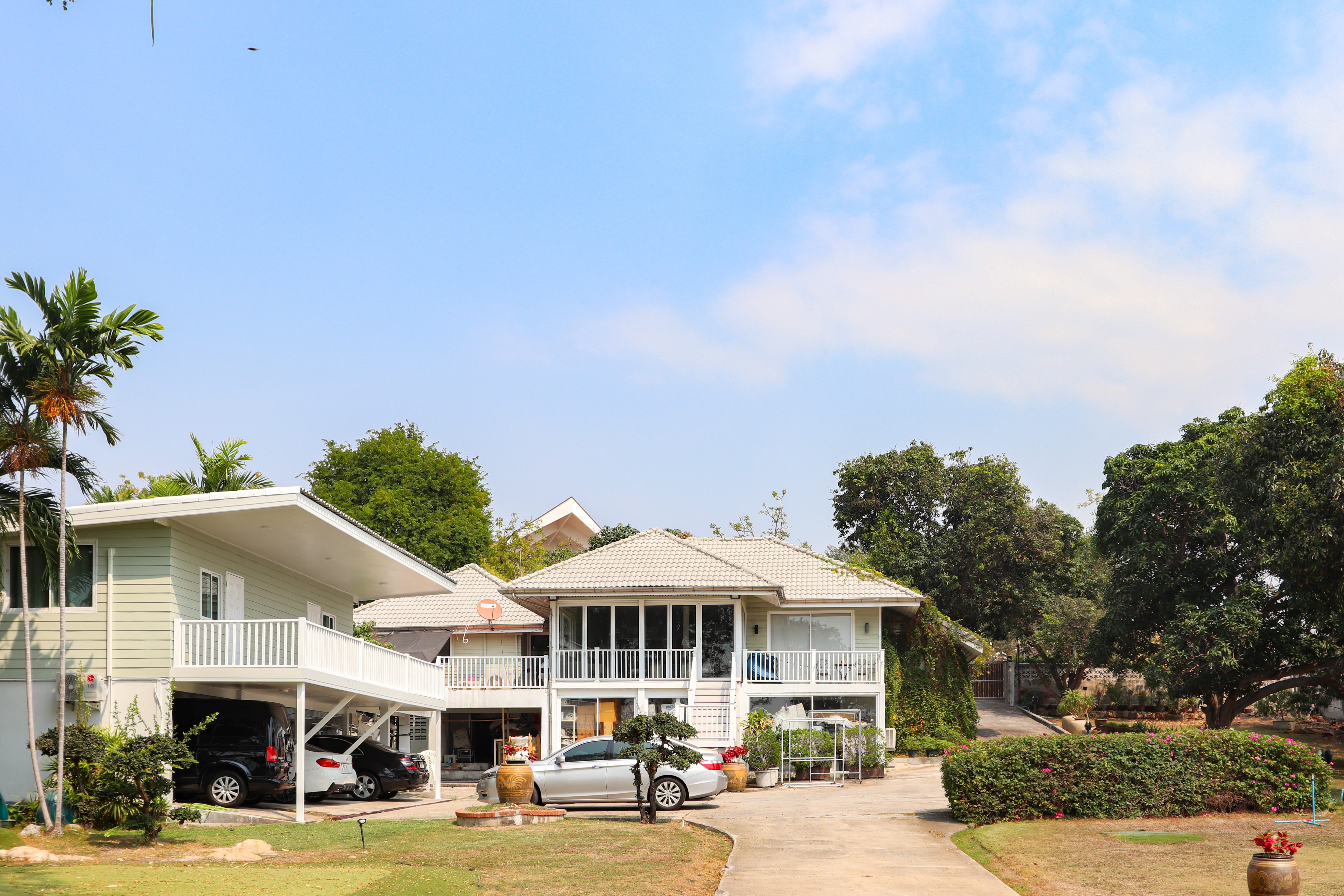 Bang Saen Sundown Retreat