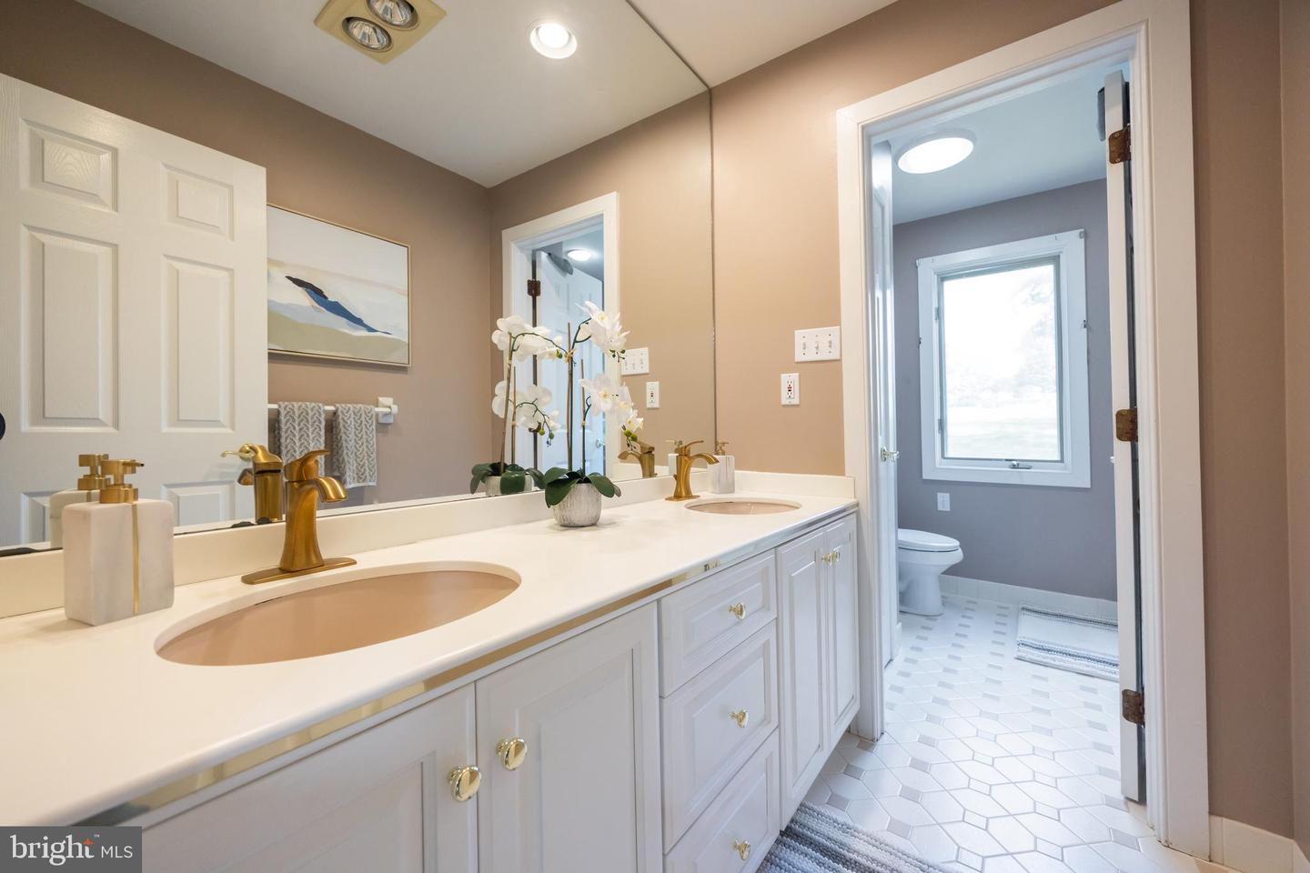 West Chester, Pennsylvania, 19382, United States, 4 Bedrooms Bedrooms, ,3 BathroomsBathrooms,Residential,For Sale,1901816