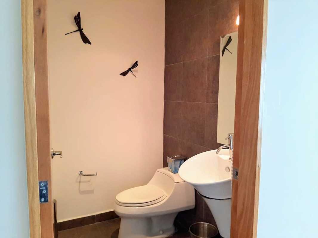 Av. Lomas Del Rio Oriente, Naucalpan de Juárez, Estado de México, 53800, Mexico, 3 Bedrooms Bedrooms, ,4 BathroomsBathrooms,Residential,For Sale,Av. Lomas Del Rio Oriente,1441597