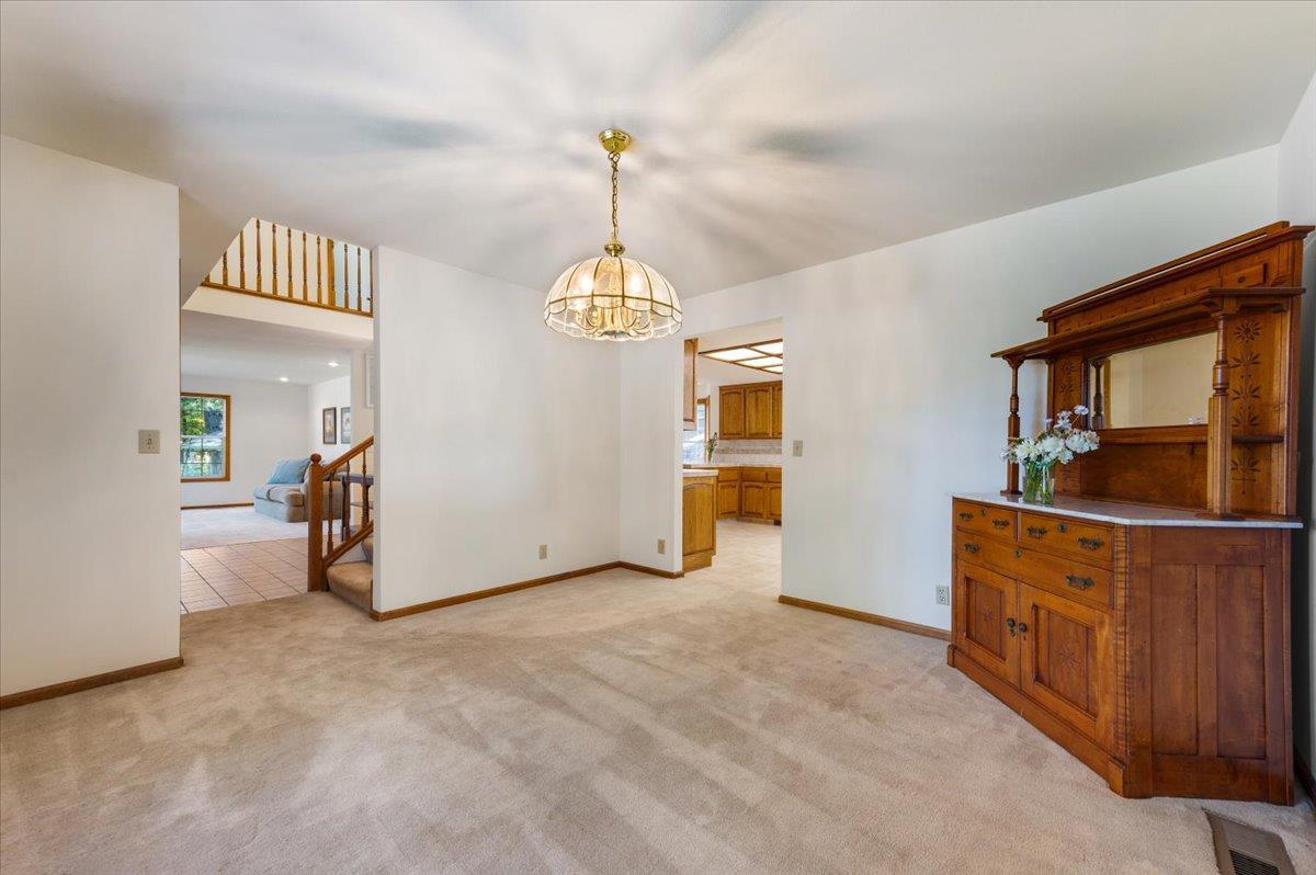 Grass Valley, California, 95949, United States, 3 Bedrooms Bedrooms, ,3 BathroomsBathrooms,Residential,For Sale,1958208