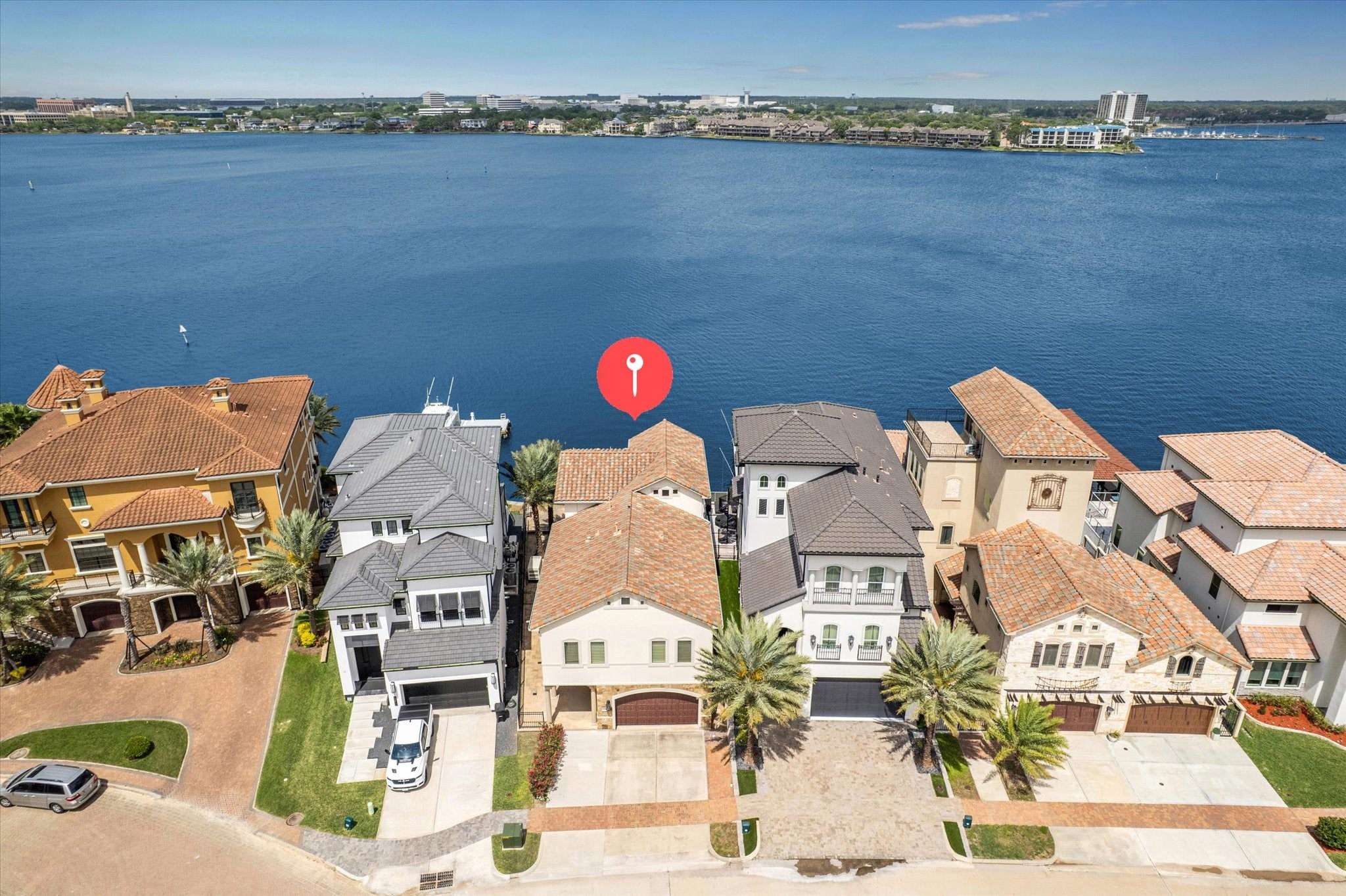 Beacon Cir, League City, TX 77573 #1