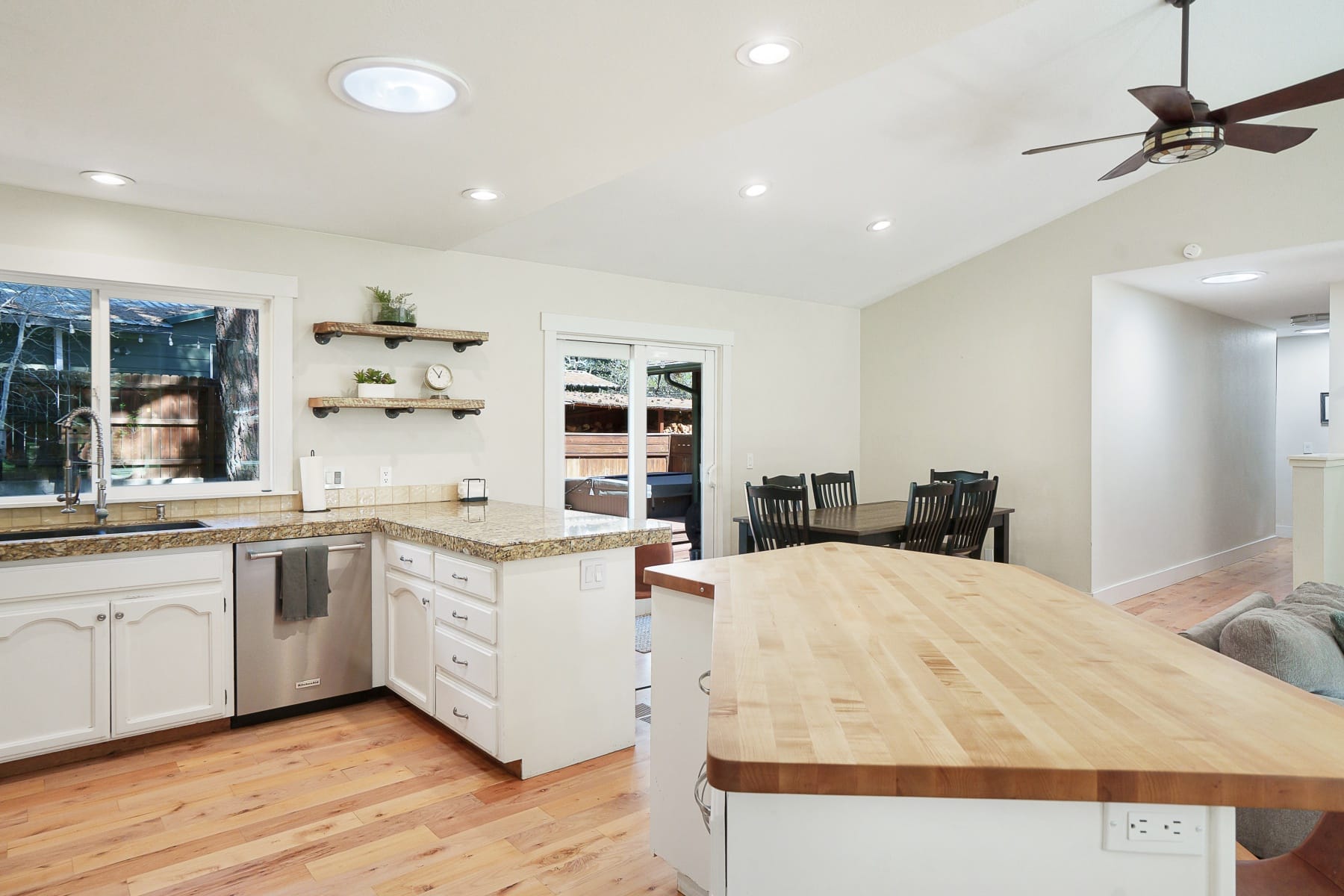  19920 Ponderosa Street Bend, OR 97702 - 物件實景