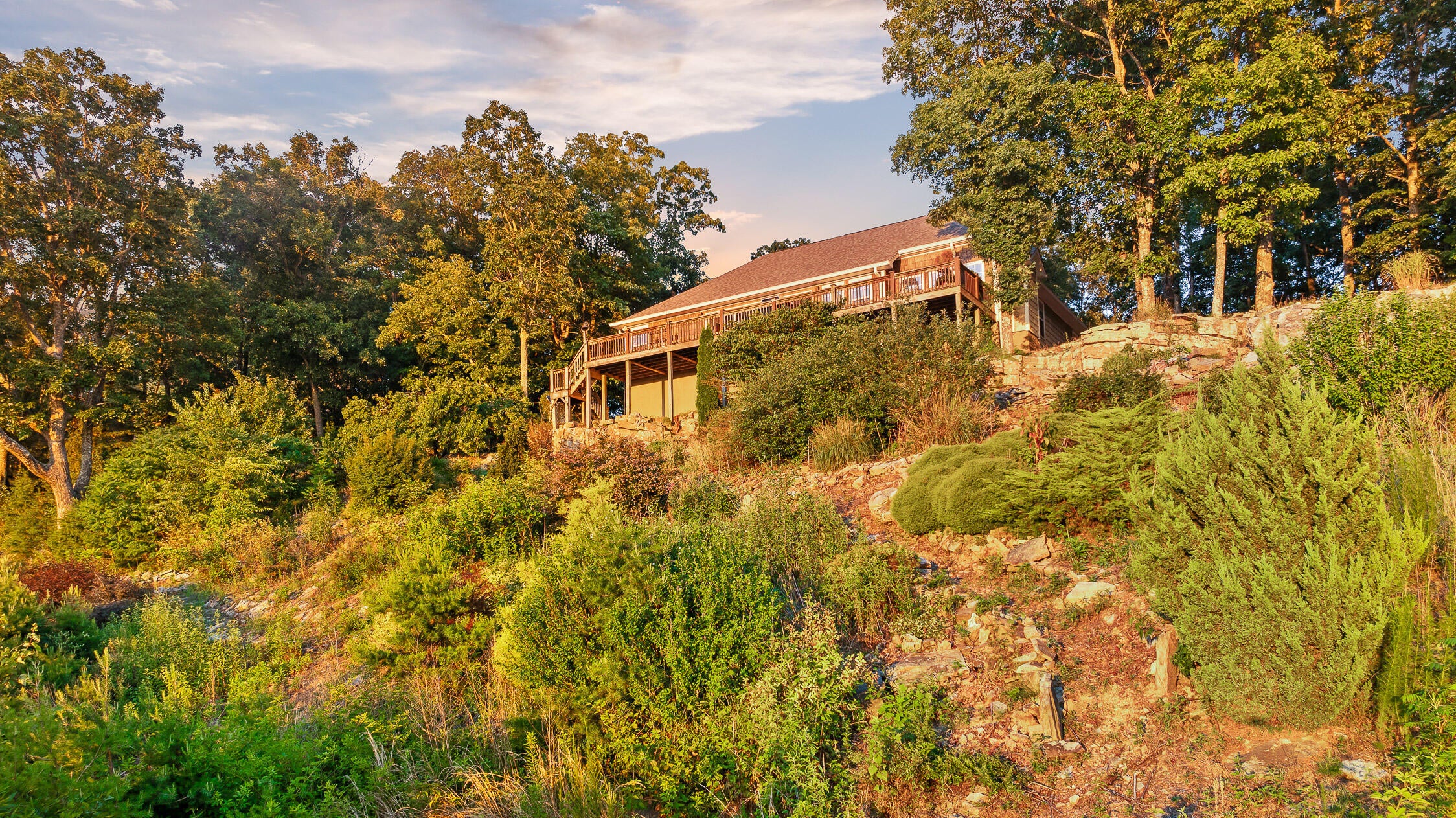 Menlo, Georgia, 30731, United States, 3 Bedrooms Bedrooms, ,2 BathroomsBathrooms,Residential,For Sale,1989931