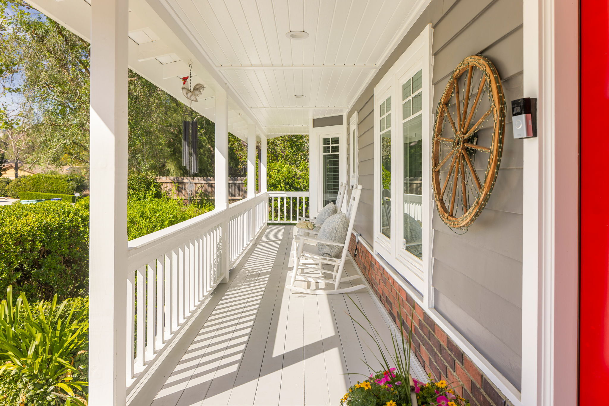  2390 Glenside Lane - 物件實景