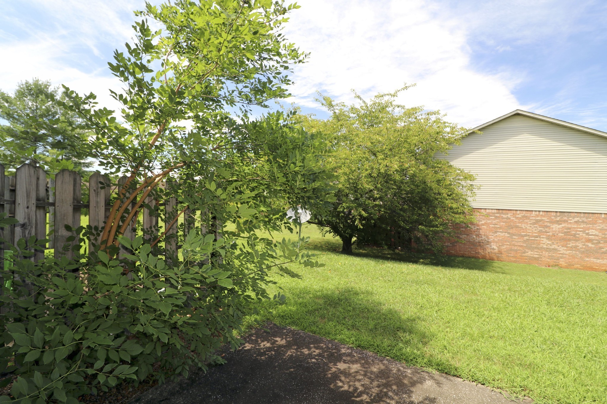 Clarksville, Tennessee, 37042, United States, ,Residential,For Sale,2013065