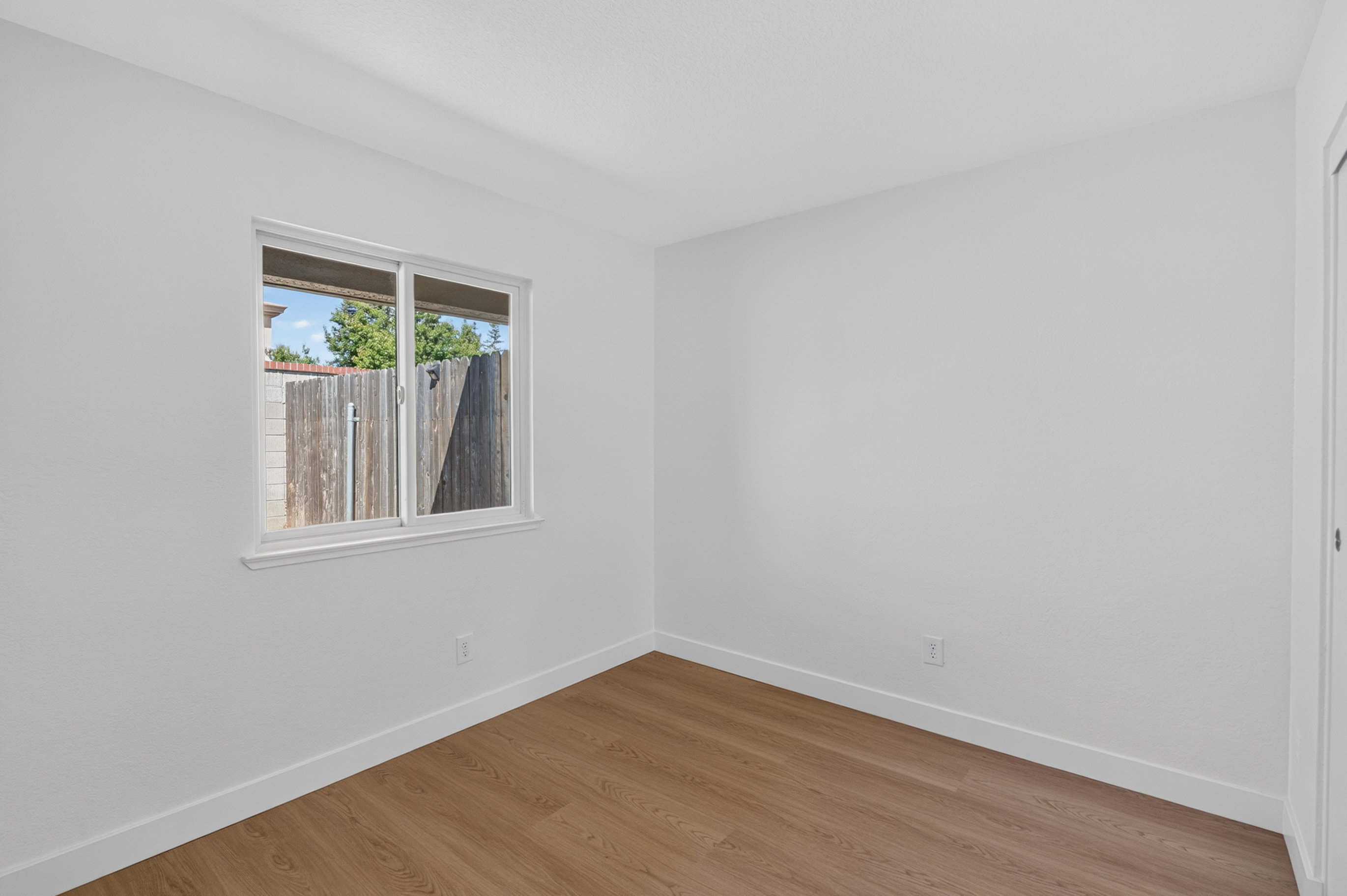  8048 Cardale Way, Sacramento, CA 95829 - 物件實景
