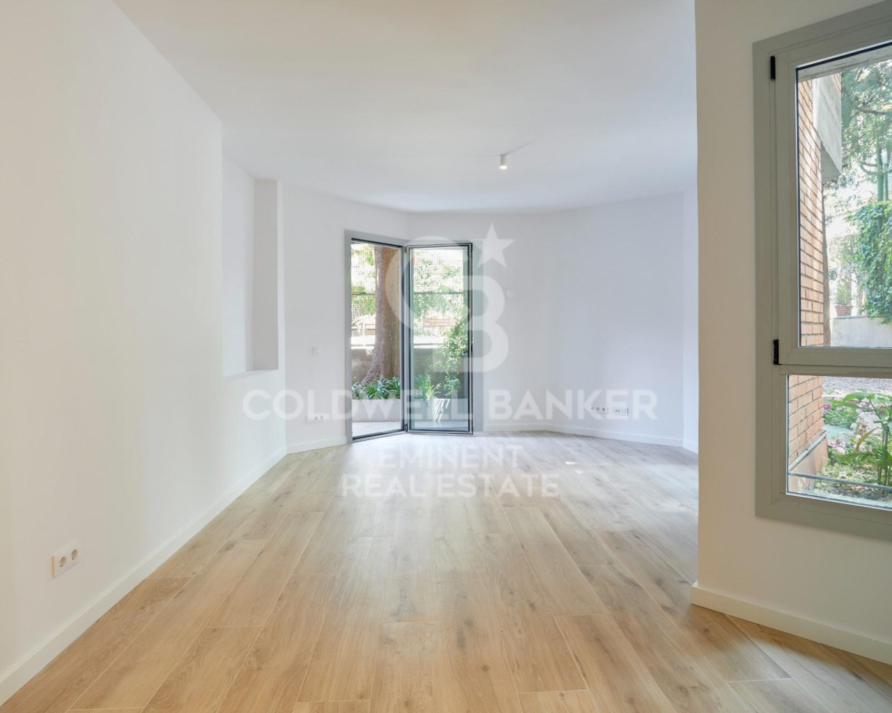 Barcelona, Catalonia, ES, 3 Bedrooms Bedrooms, ,2 BathroomsBathrooms,Residential,For Sale,1827356