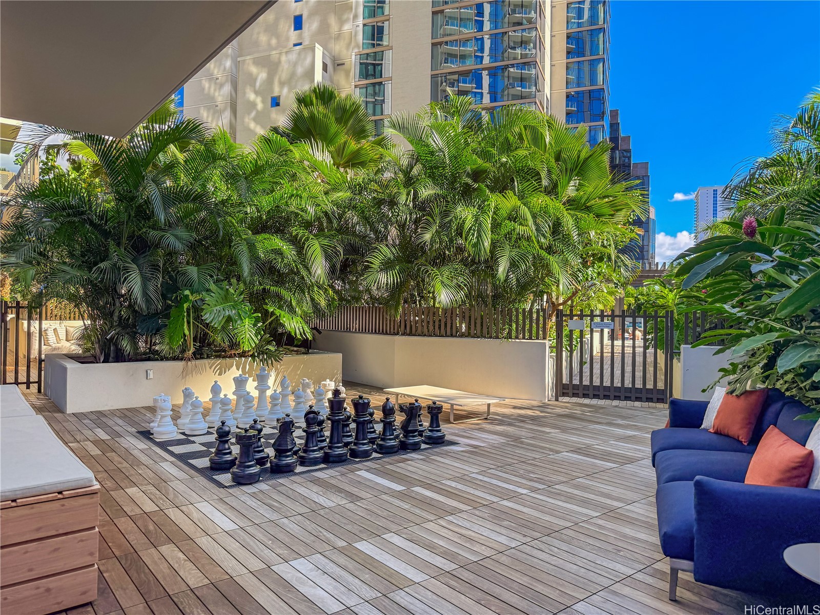 Honolulu, Hawaii, 96814, United States, 2 Bedrooms Bedrooms, ,2 BathroomsBathrooms,Residential,For Sale,1999613