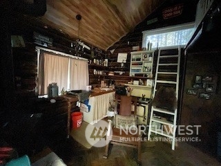 Packwood, Washington, 98937, United States, ,Residential,For Sale,1944866