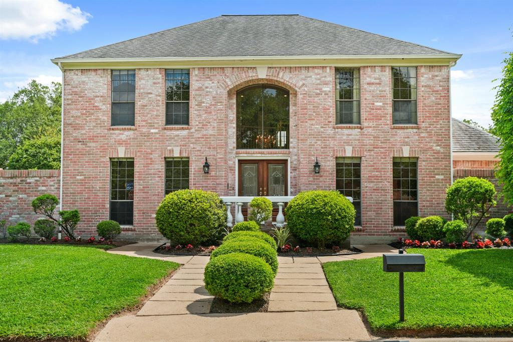 Sugar Land, Texas, 77478, United States, 4 Bedrooms Bedrooms, ,7 BathroomsBathrooms,Residential,For Sale,1778214