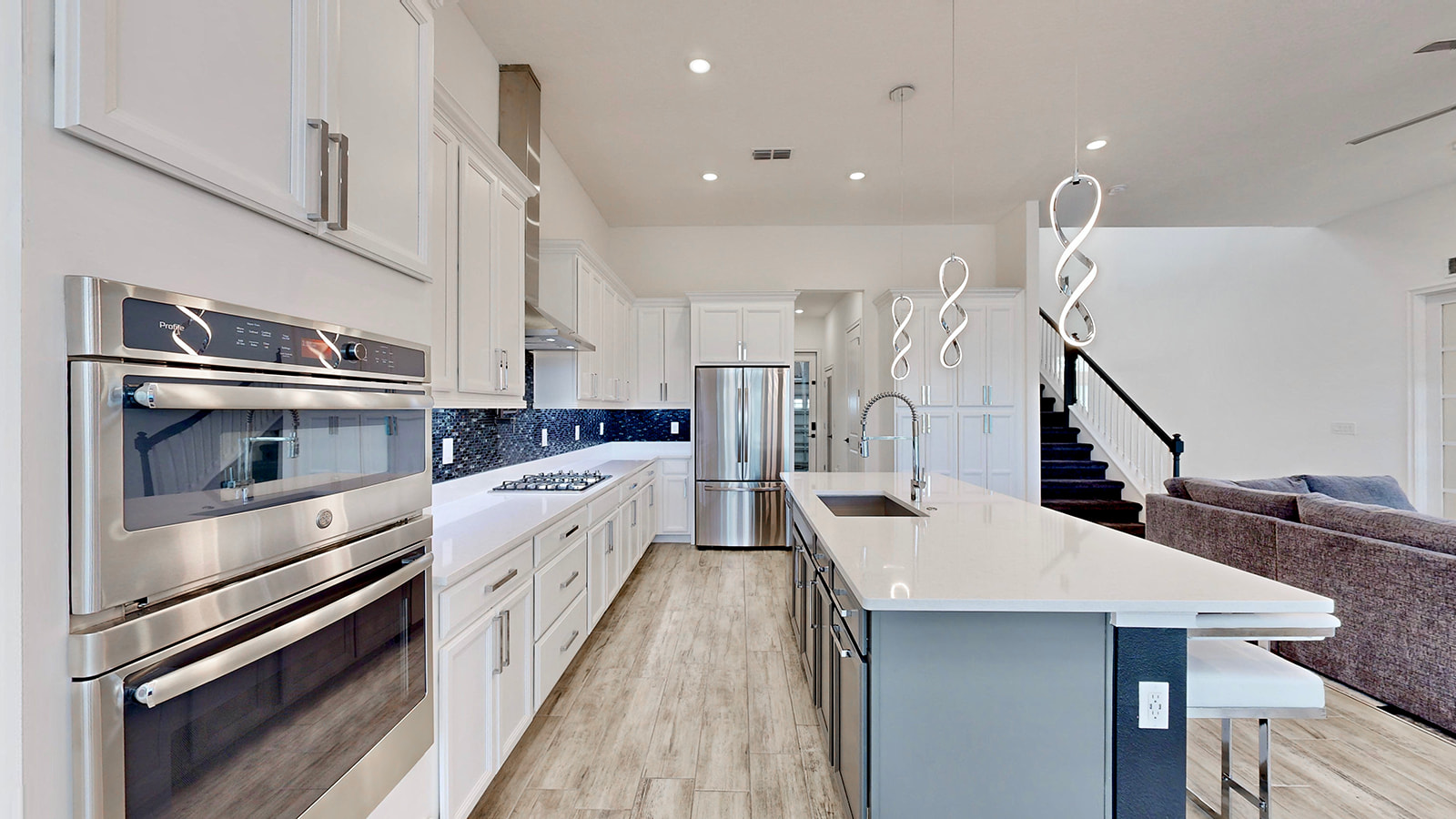 Apollo Beach, Florida, 33572, United States, 4 Bedrooms Bedrooms, ,4 BathroomsBathrooms,Residential,For Sale,1876740