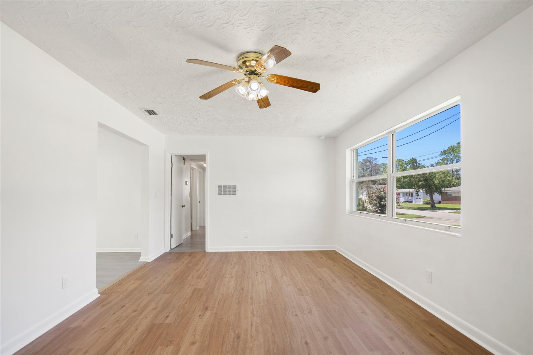  2125 W Lou Drive, Jacksonville, FL, 32216 - 物件實景