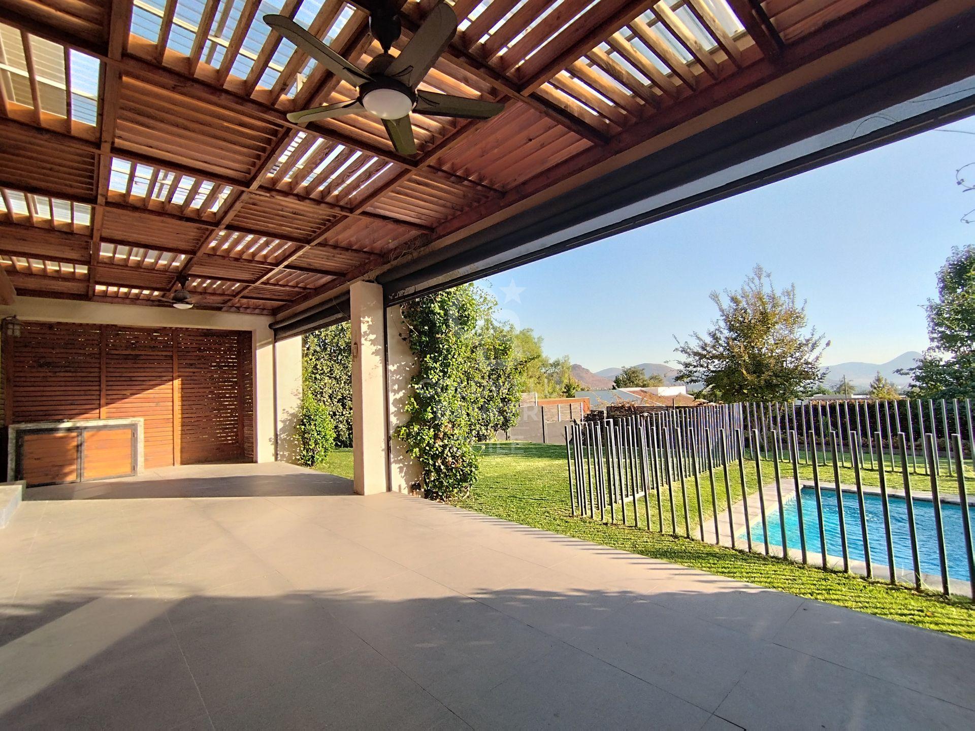 Colina, Chile, 7 Bedrooms Bedrooms, ,5 BathroomsBathrooms,Residential,For Sale,2002956