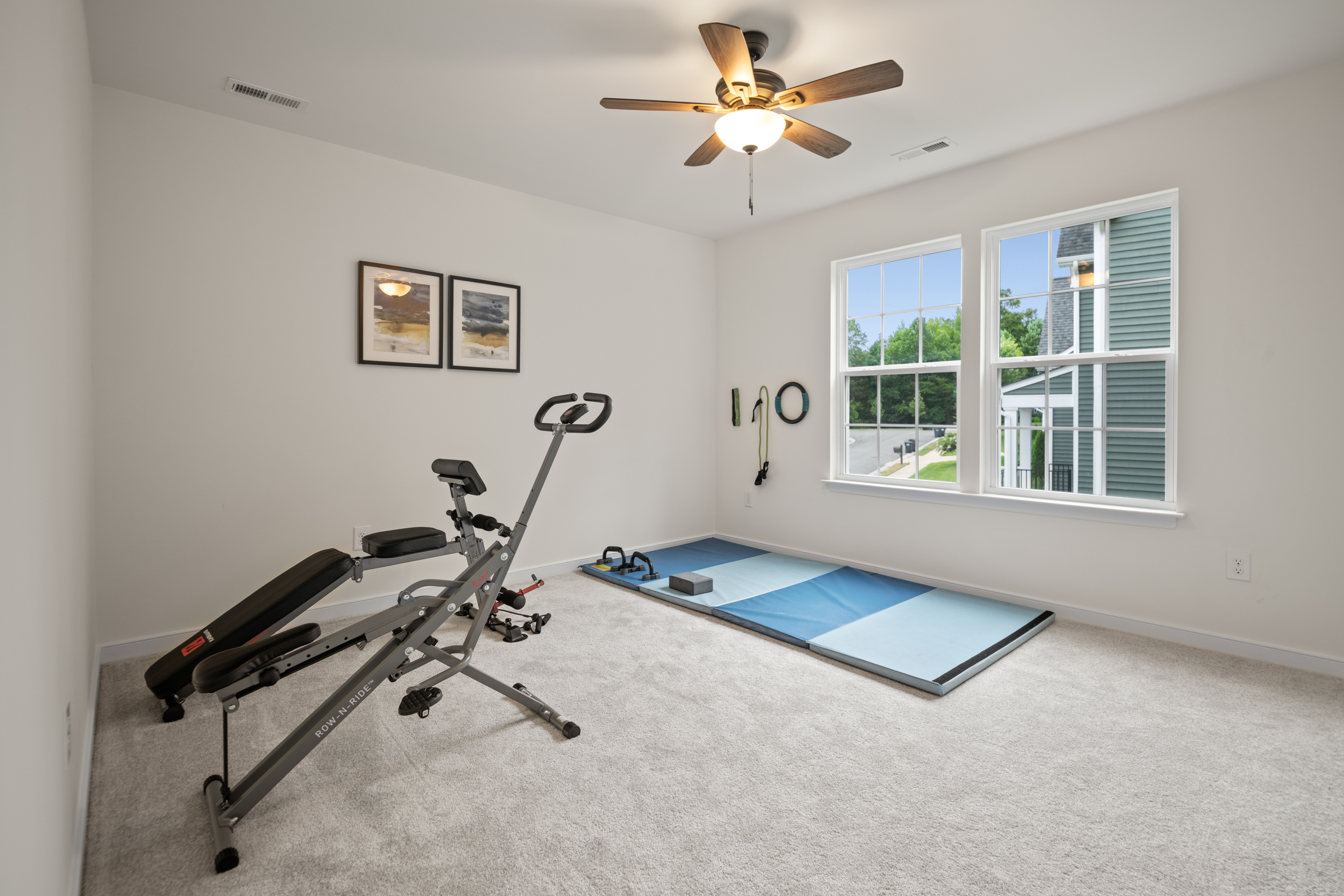 Moseley, Virginia, 23120, United States, 5 Bedrooms Bedrooms, ,3 BathroomsBathrooms,Residential,For Sale,1915307