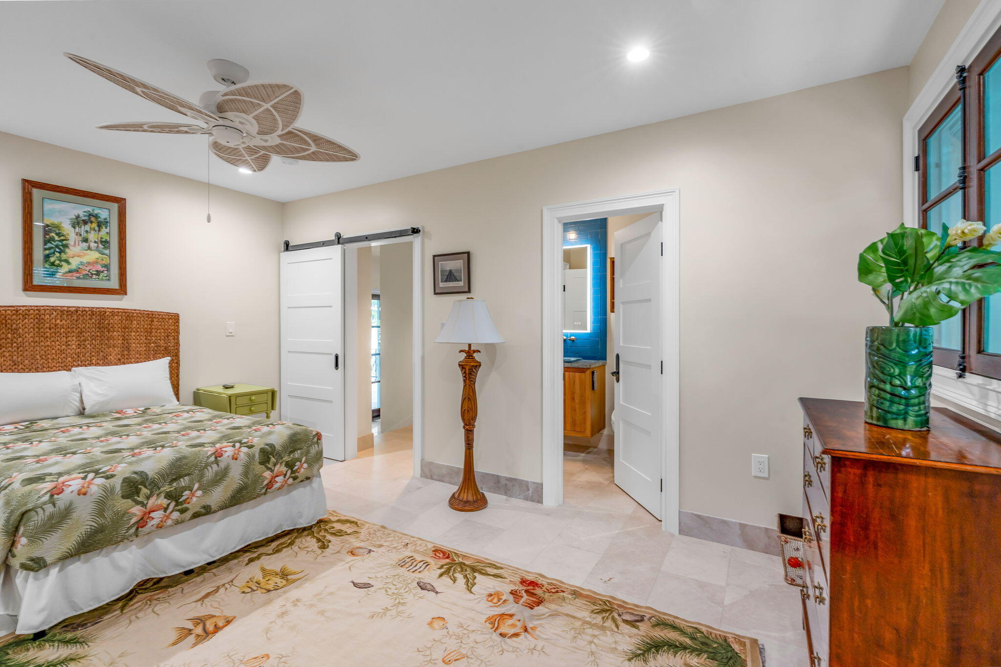 KEY COLONY, Florida, 33051, United States, 4 Bedrooms Bedrooms, ,5 BathroomsBathrooms,Residential,For Sale,1993100