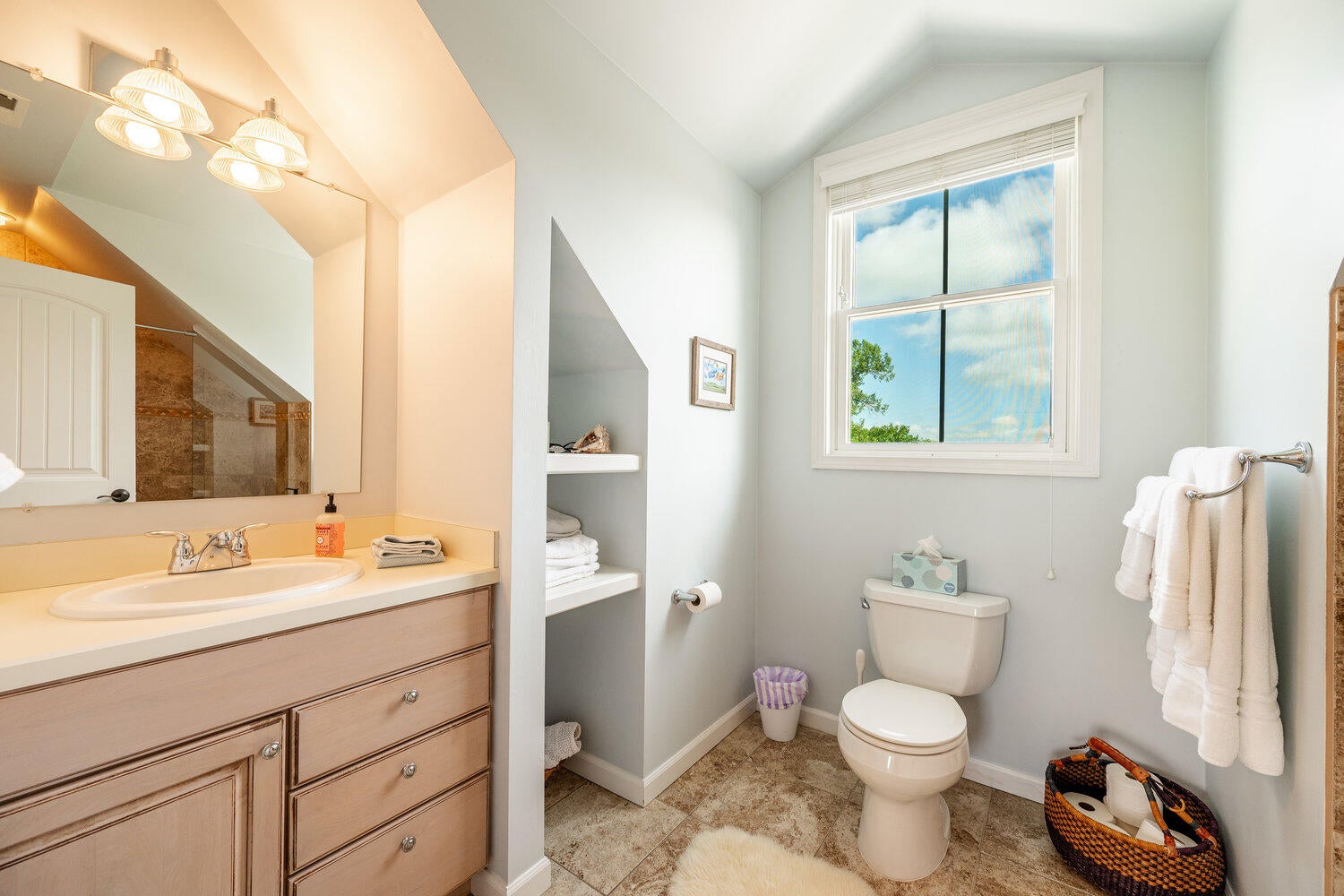 Big Horn, Wyoming, 82833, United States, 3 Bedrooms Bedrooms, ,4 BathroomsBathrooms,Residential,For Sale,2011301