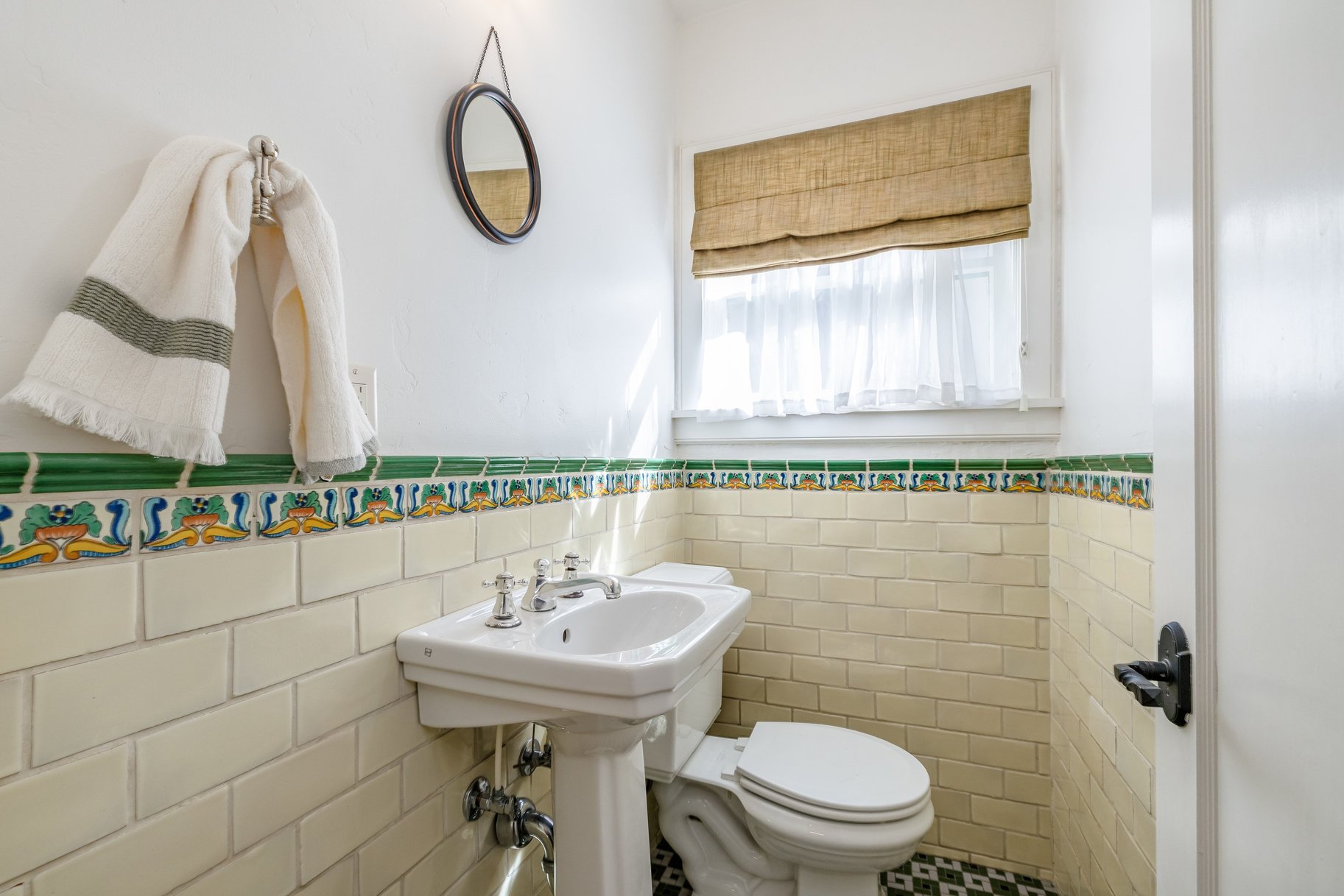  The Nels G. Hall House  Historic Spanish Colonial in Prime Federal Heights - 物件實景