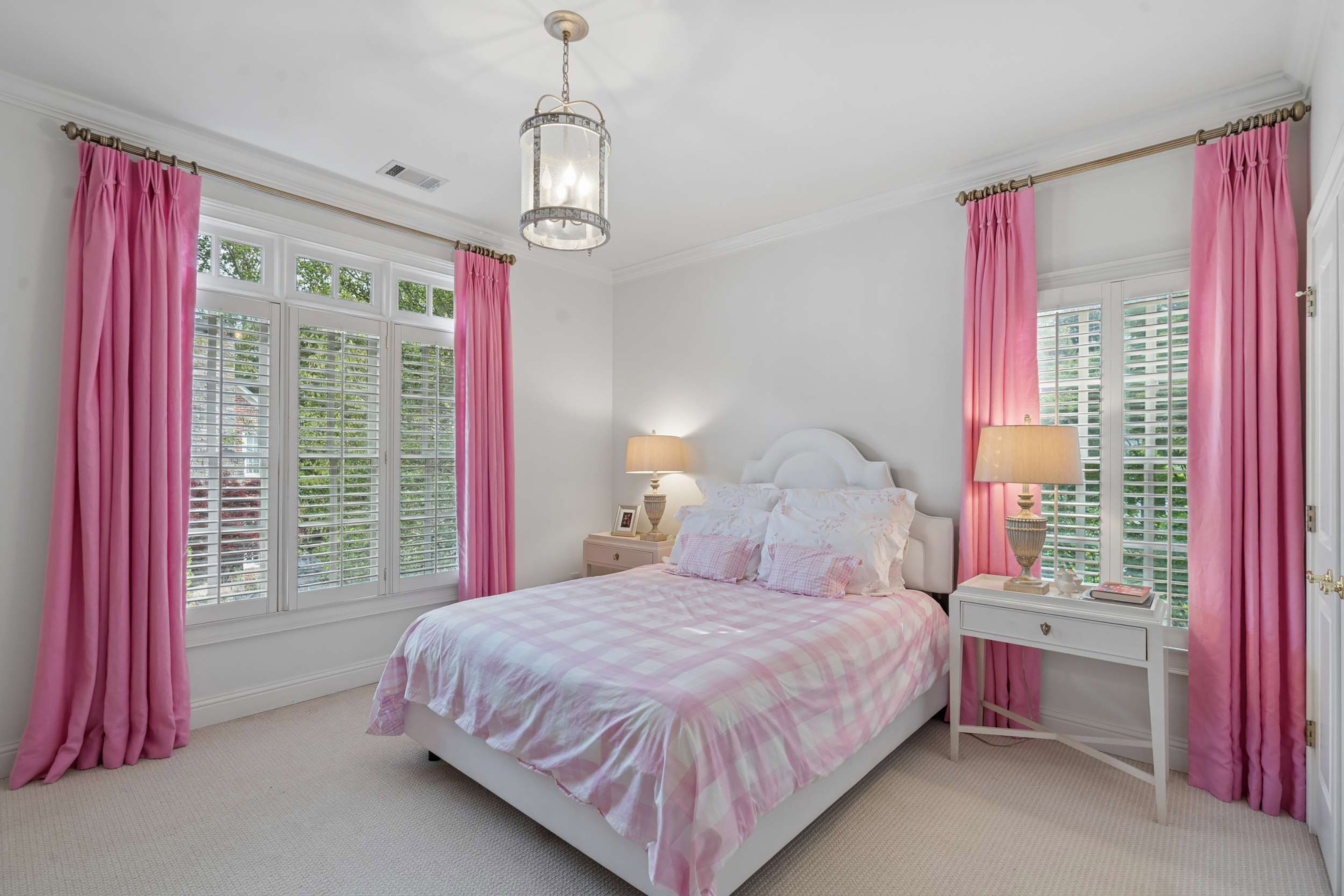  Incredible Opportunity to Live in a Quiet Gated Brookhaven Community - 物件實景