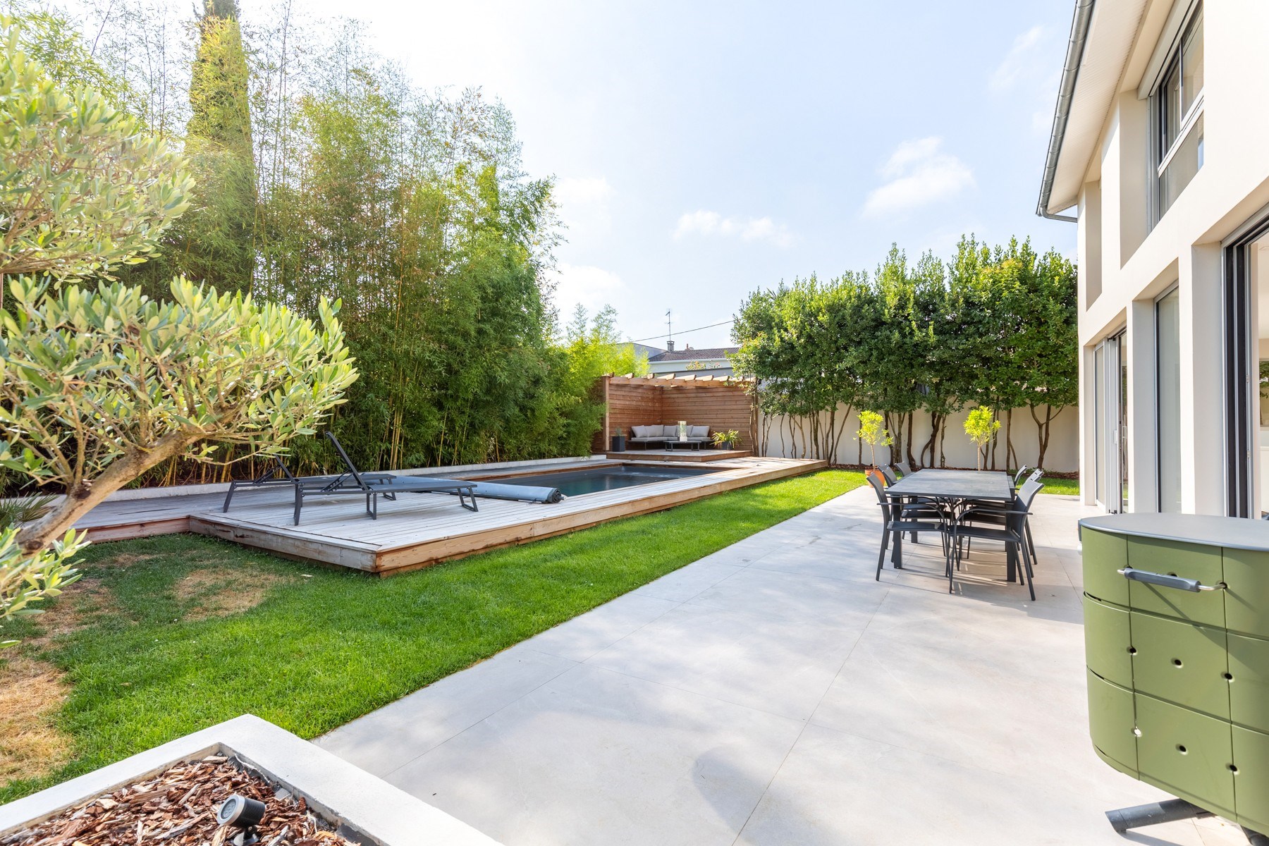  LE BOUSCAT – CONTEMPORARY HOME – SWIMMING POOL – 4 BEDROOMS – LANDSCAPED GARDEN - 物件實景