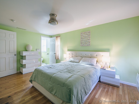 Orange, Connecticut, 06477, United States, 2 Bedrooms Bedrooms, ,2 BathroomsBathrooms,Residential,For Sale,1867599