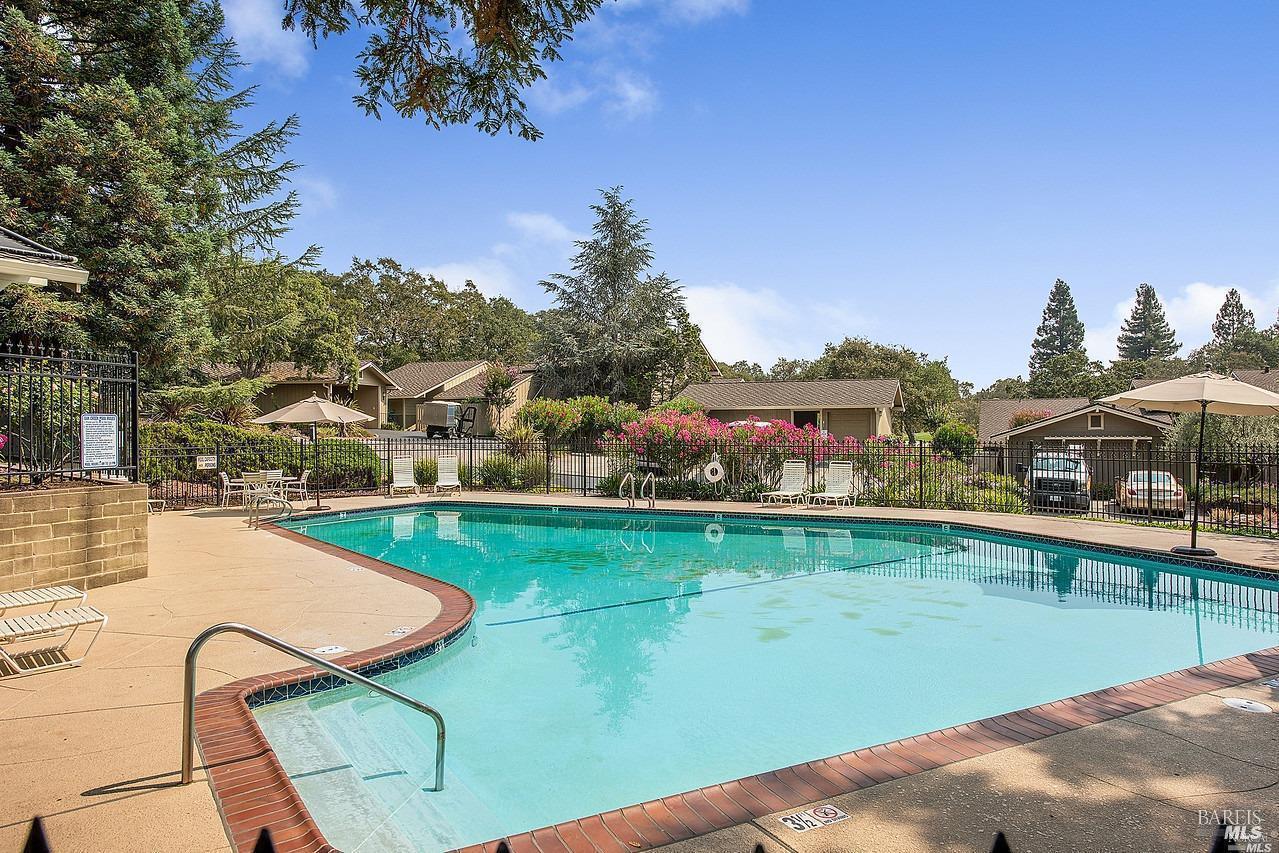 Napa, California, 94558, United States, 2 Bedrooms Bedrooms, ,2 BathroomsBathrooms,Residential,For Sale,1925145