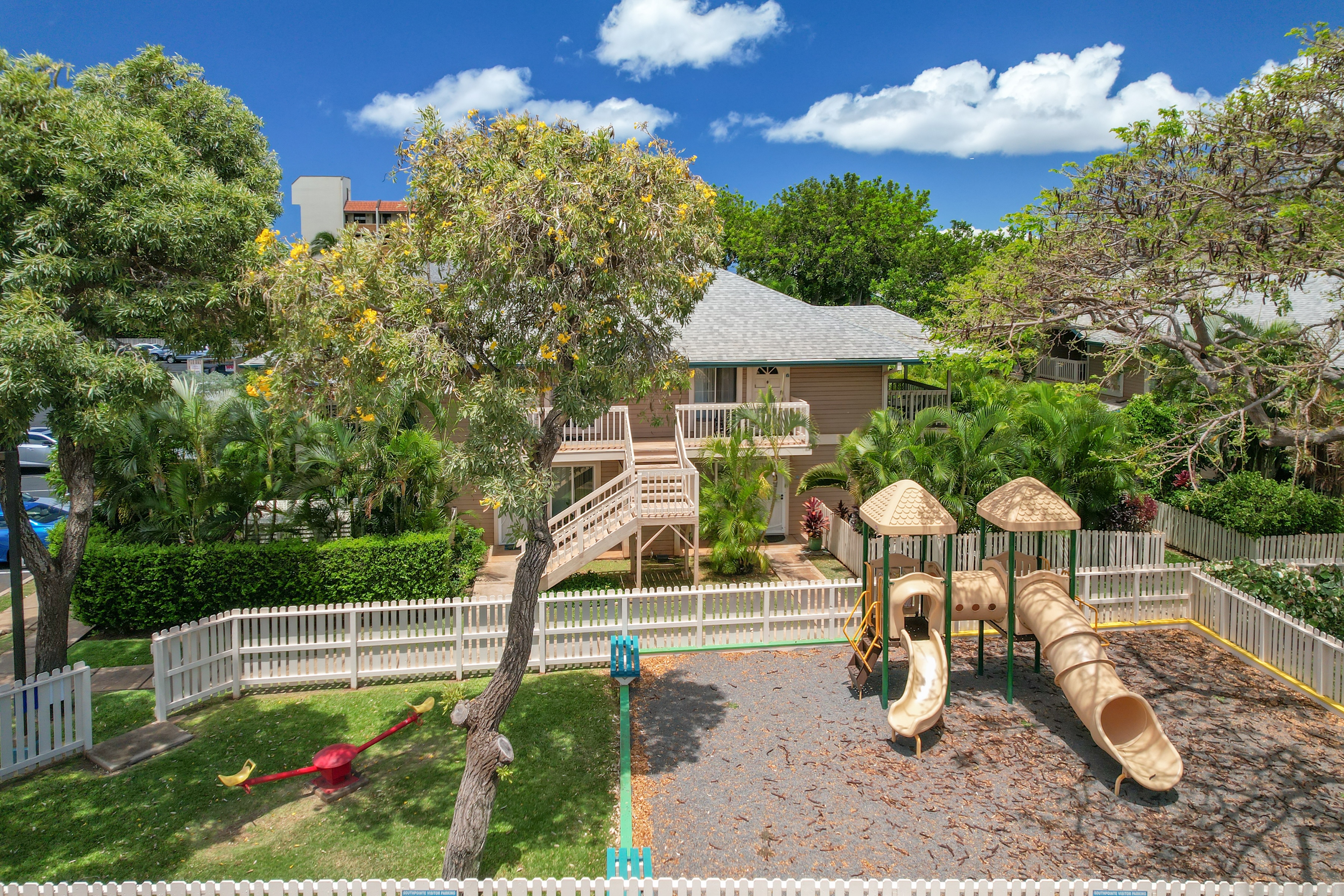  Island Living Move-In Ready 2 Bedroom/1.5 Bath Condo - 物件實景