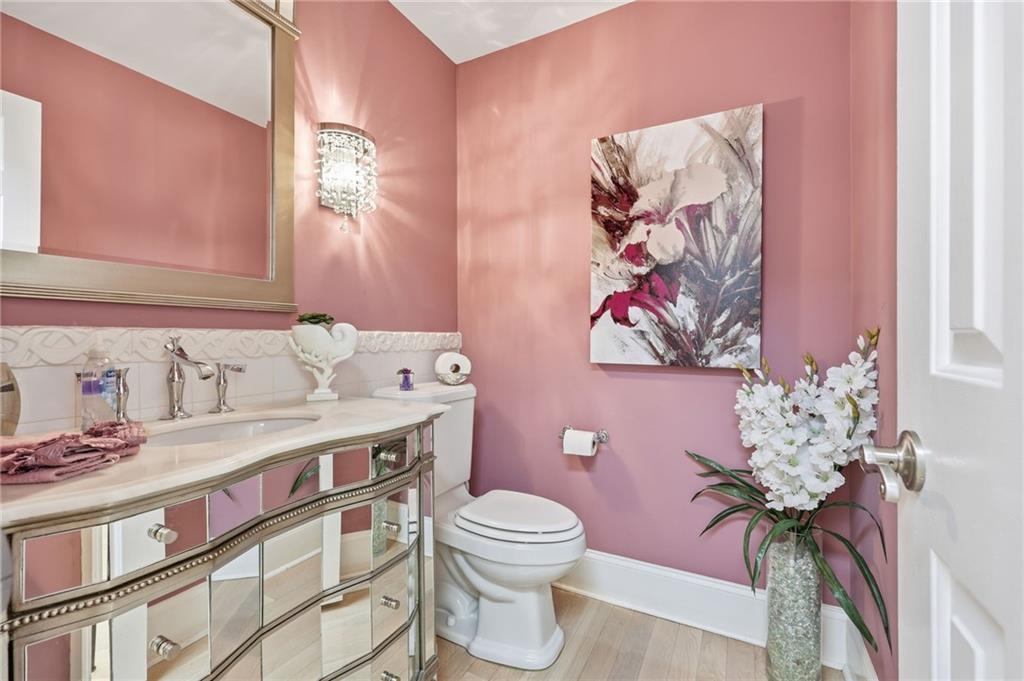 Buford, Georgia, 30518, United States, 4 Bedrooms Bedrooms, ,4 BathroomsBathrooms,Residential,For Sale,1986325