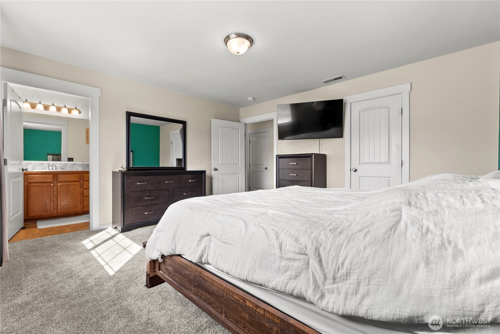 Malott, Washington, 98829, United States, 3 Bedrooms Bedrooms, ,1 BathroomBathrooms,Residential,For Sale,1989338