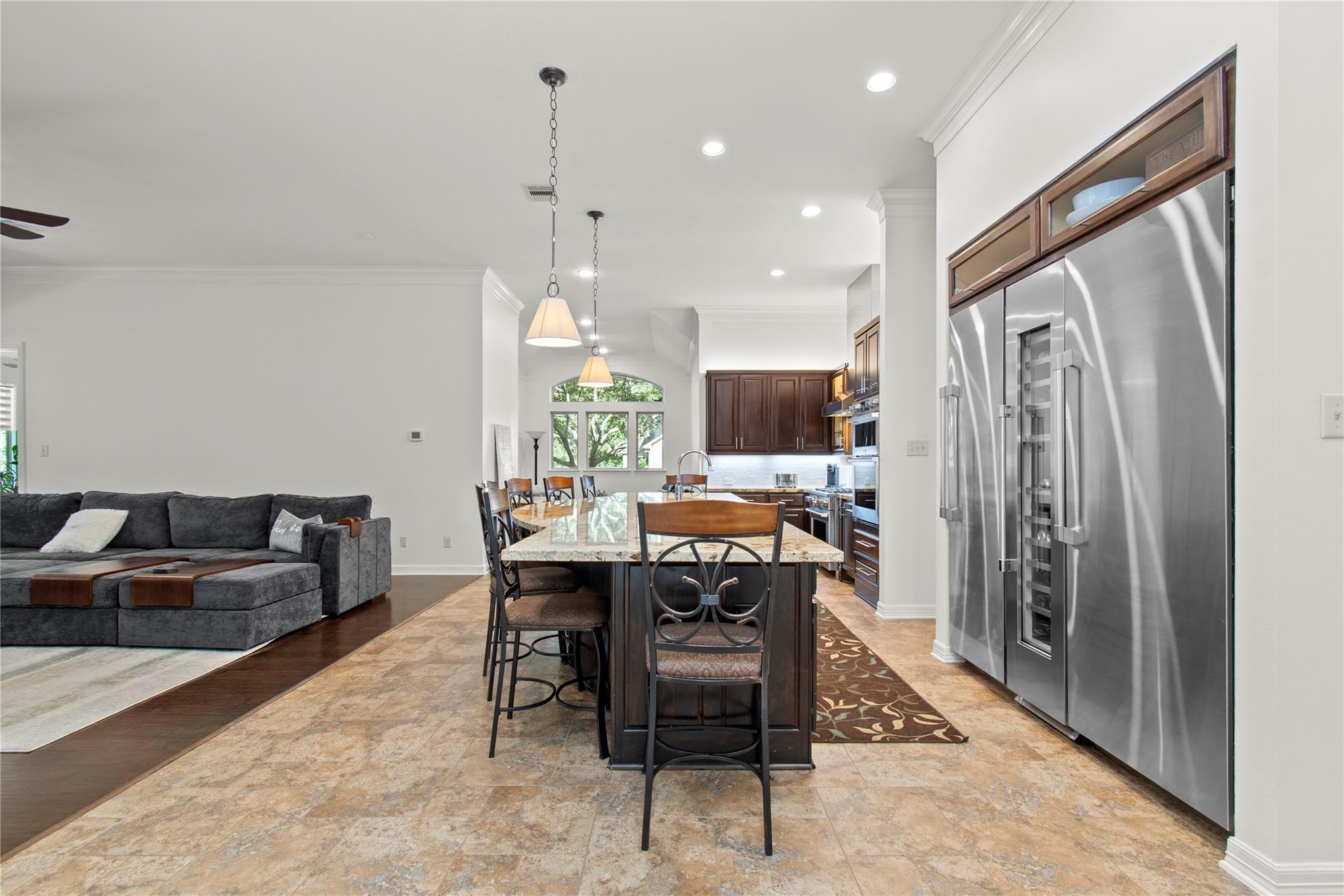 Conroe, Texas, 77302, United States, 4 Bedrooms Bedrooms, ,4 BathroomsBathrooms,Residential,For Sale,1982610