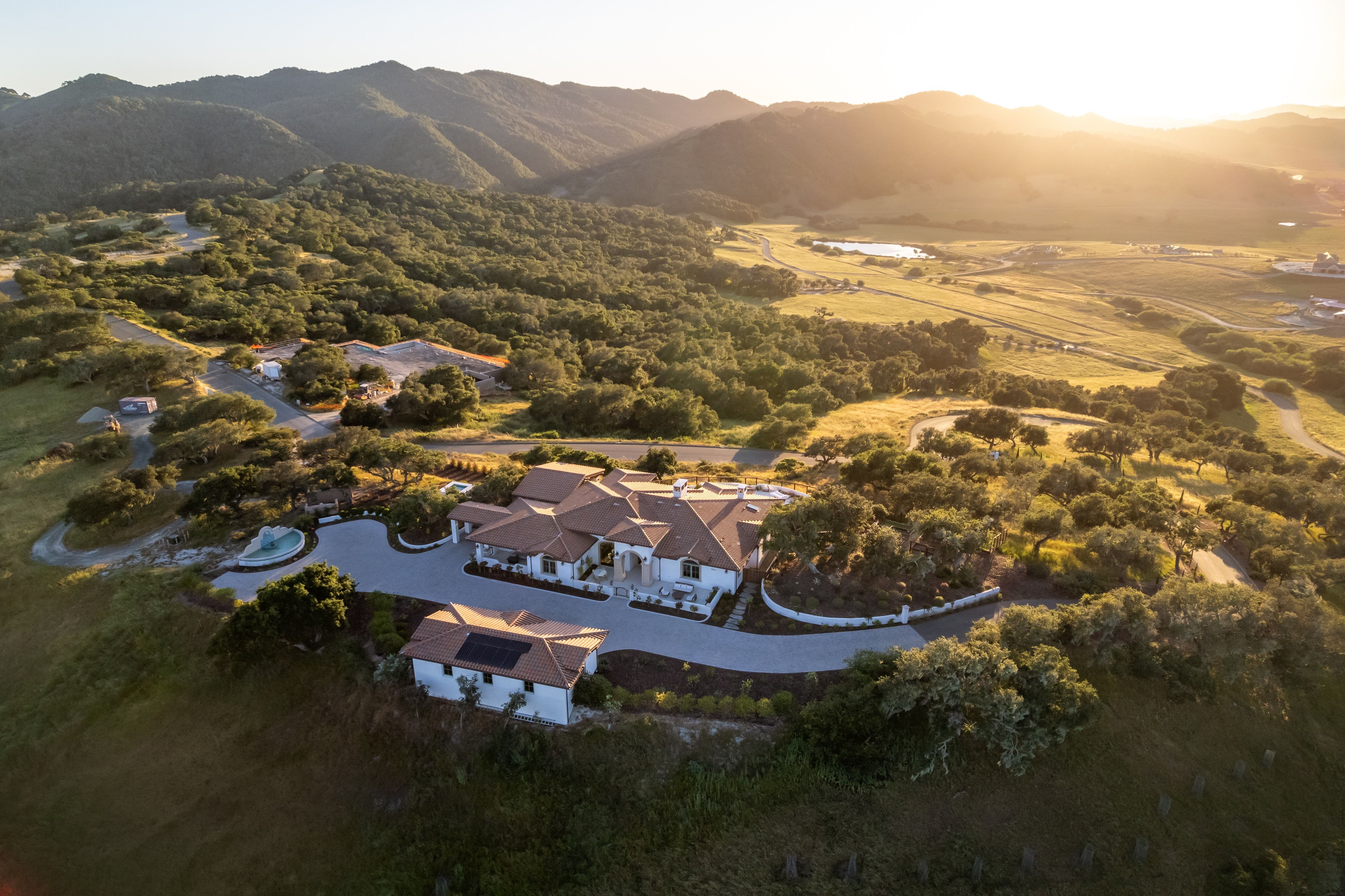  Refined Coastal Wine Country Living on 22 Private Acres - 物件實景