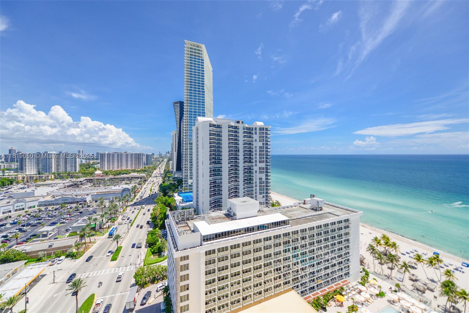 Sunny Isles Beach, Florida, 33160, United States, 2 Bedrooms Bedrooms, ,2 BathroomsBathrooms,Residential,For Sale,1991948