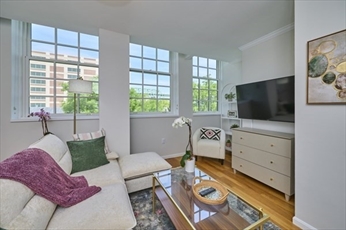 Boston, Massachusetts, 02129, United States, 2 Bedrooms Bedrooms, ,1 BathroomBathrooms,Residential,For Sale,2048147