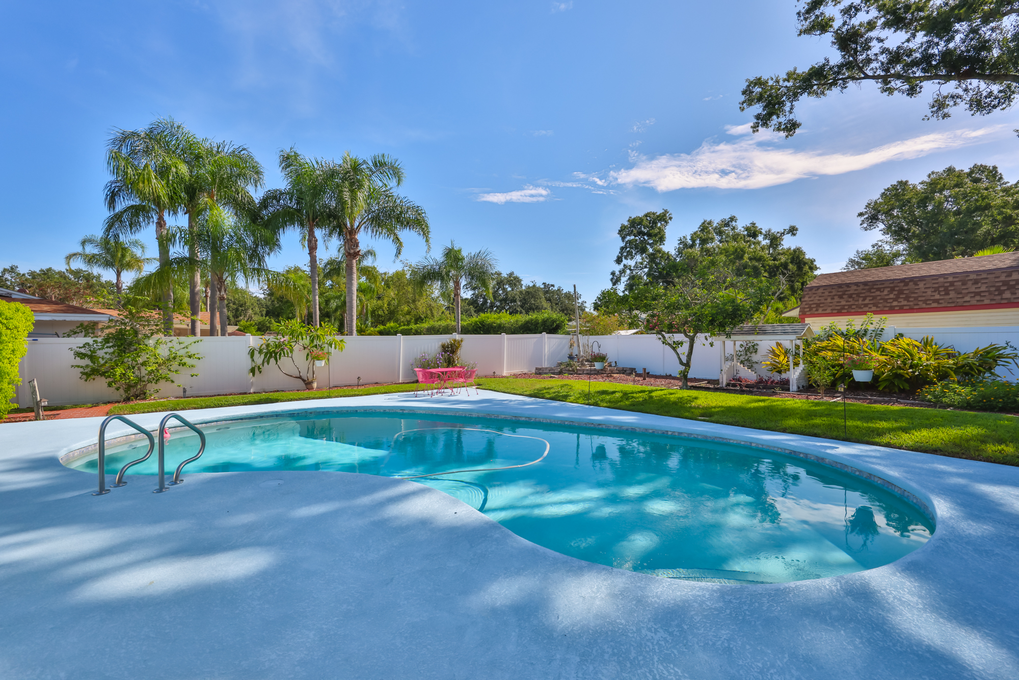 Tampa, Florida, 33613, United States, 3 Bedrooms Bedrooms, ,2 BathroomsBathrooms,Residential,For Sale,1981036