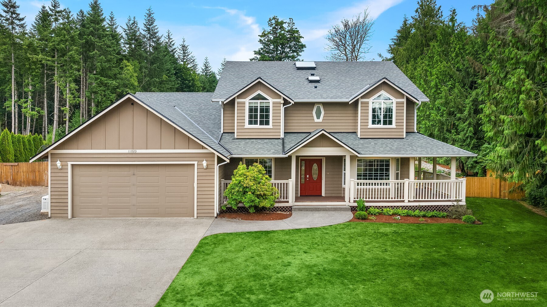 Lake Stevens, Washington, 98258, United States, 4 Bedrooms Bedrooms, ,2 BathroomsBathrooms,Residential,For Sale,1901328
