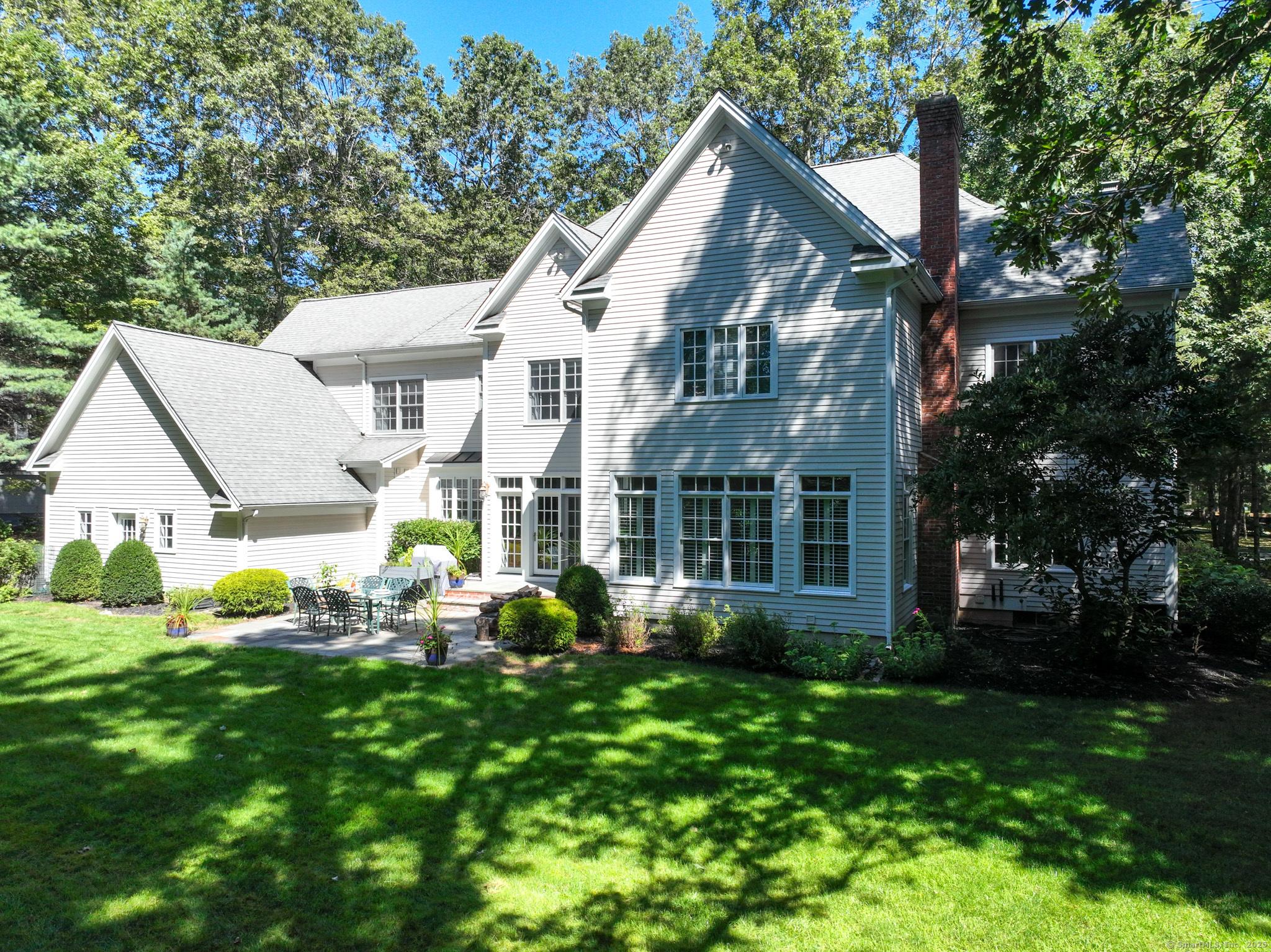 Farmington, Connecticut, 06032, United States, 5 Bedrooms Bedrooms, ,6 BathroomsBathrooms,Residential,For Sale,1943885